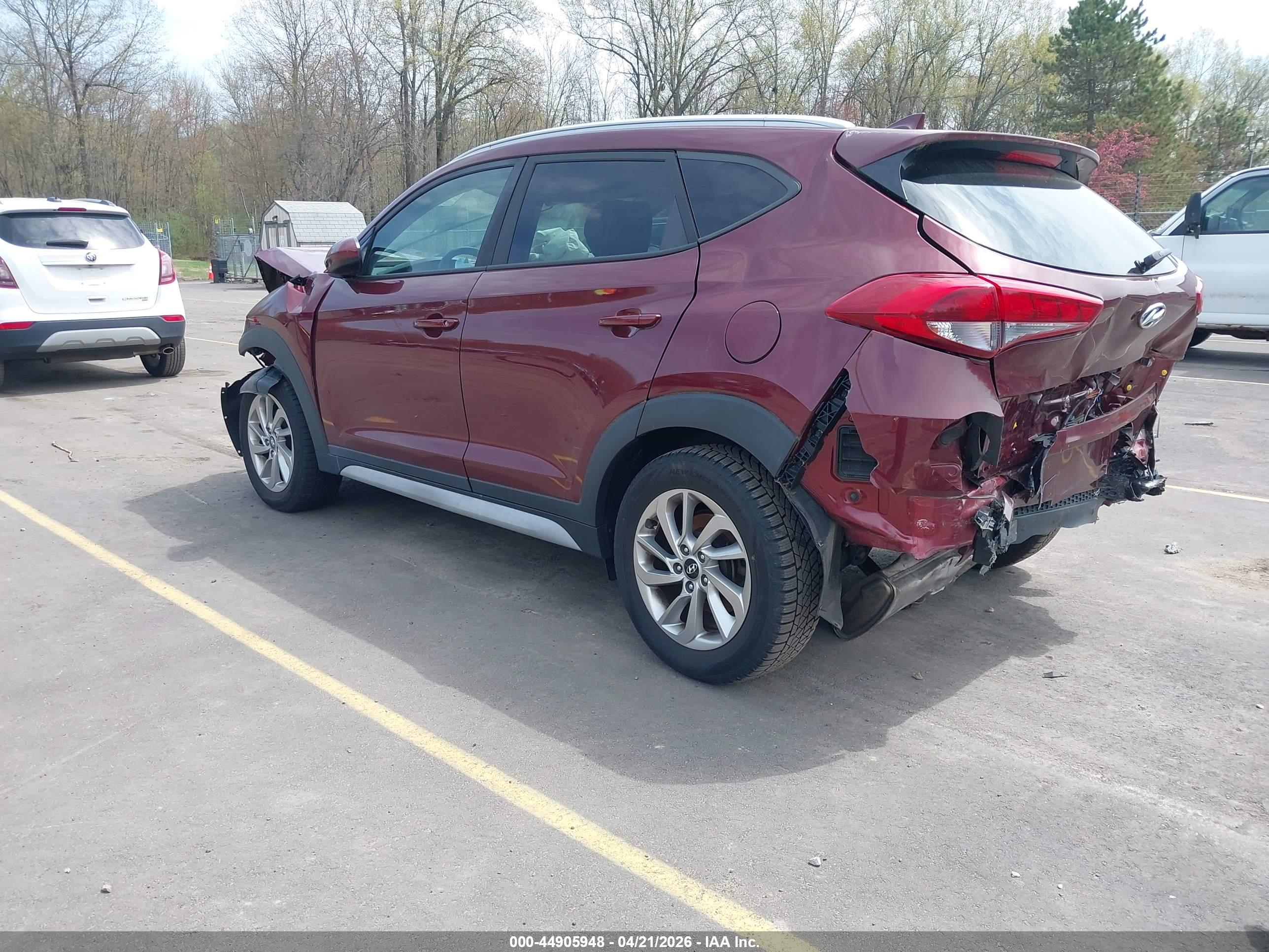 HYUNDAI TUCSON image 3