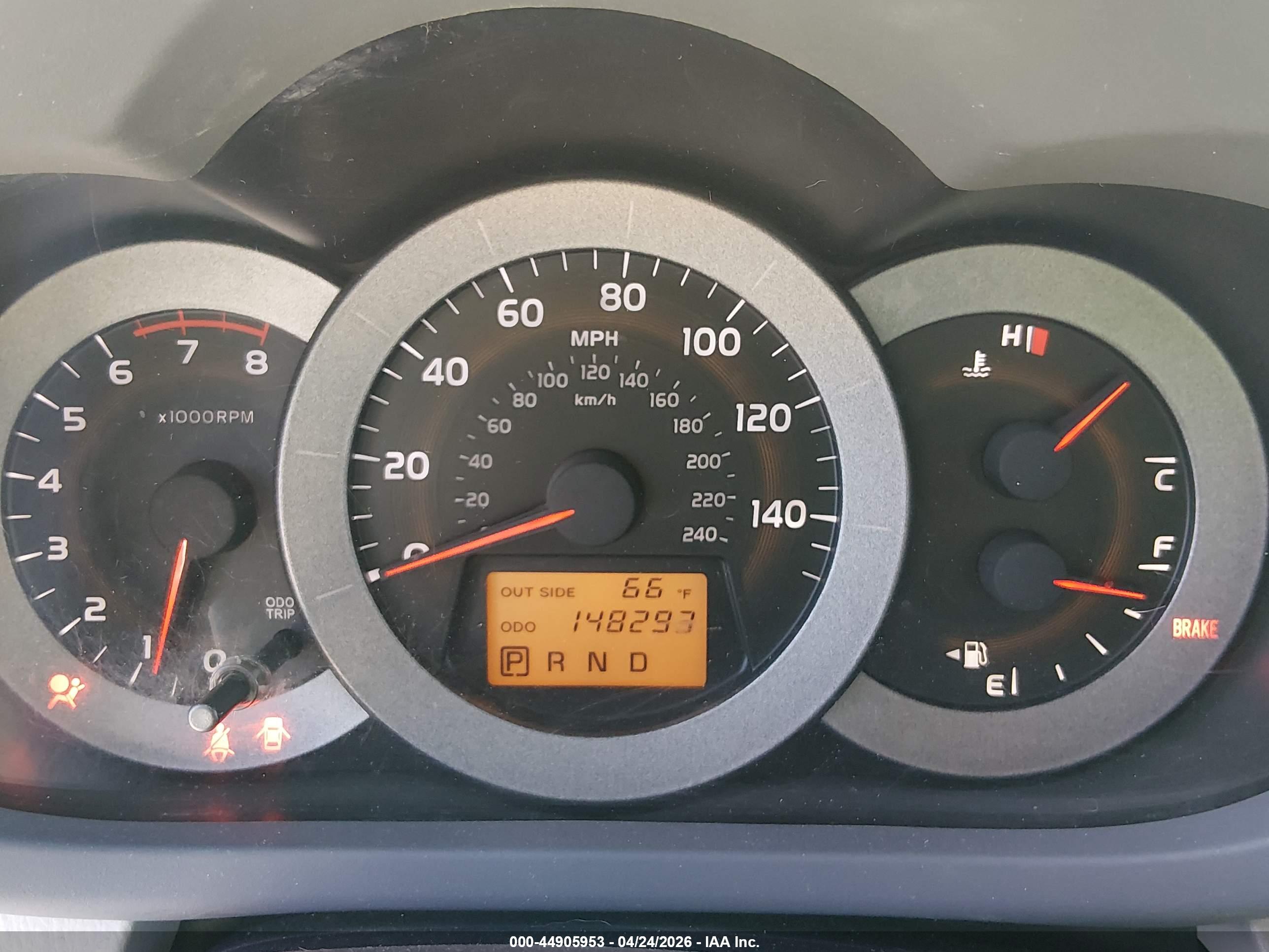 TOYOTA RAV4 image 7
