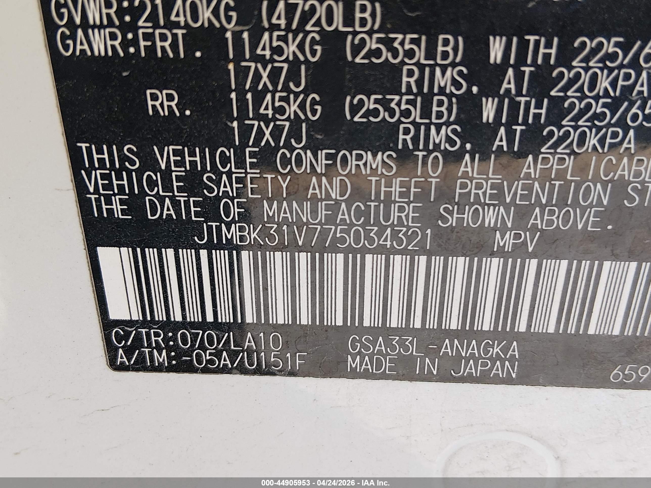 TOYOTA RAV4 image 9