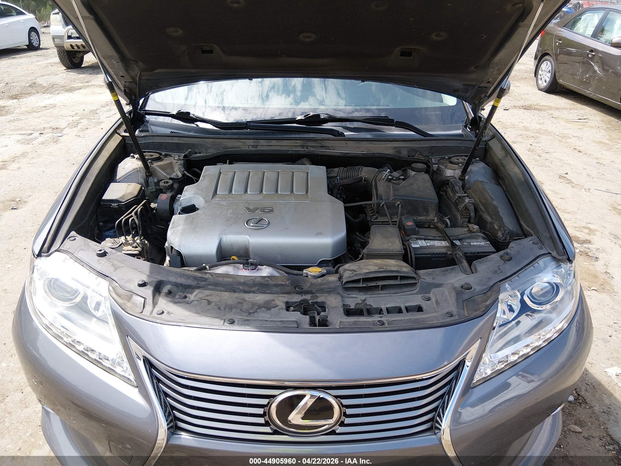 LEXUS ES image 10