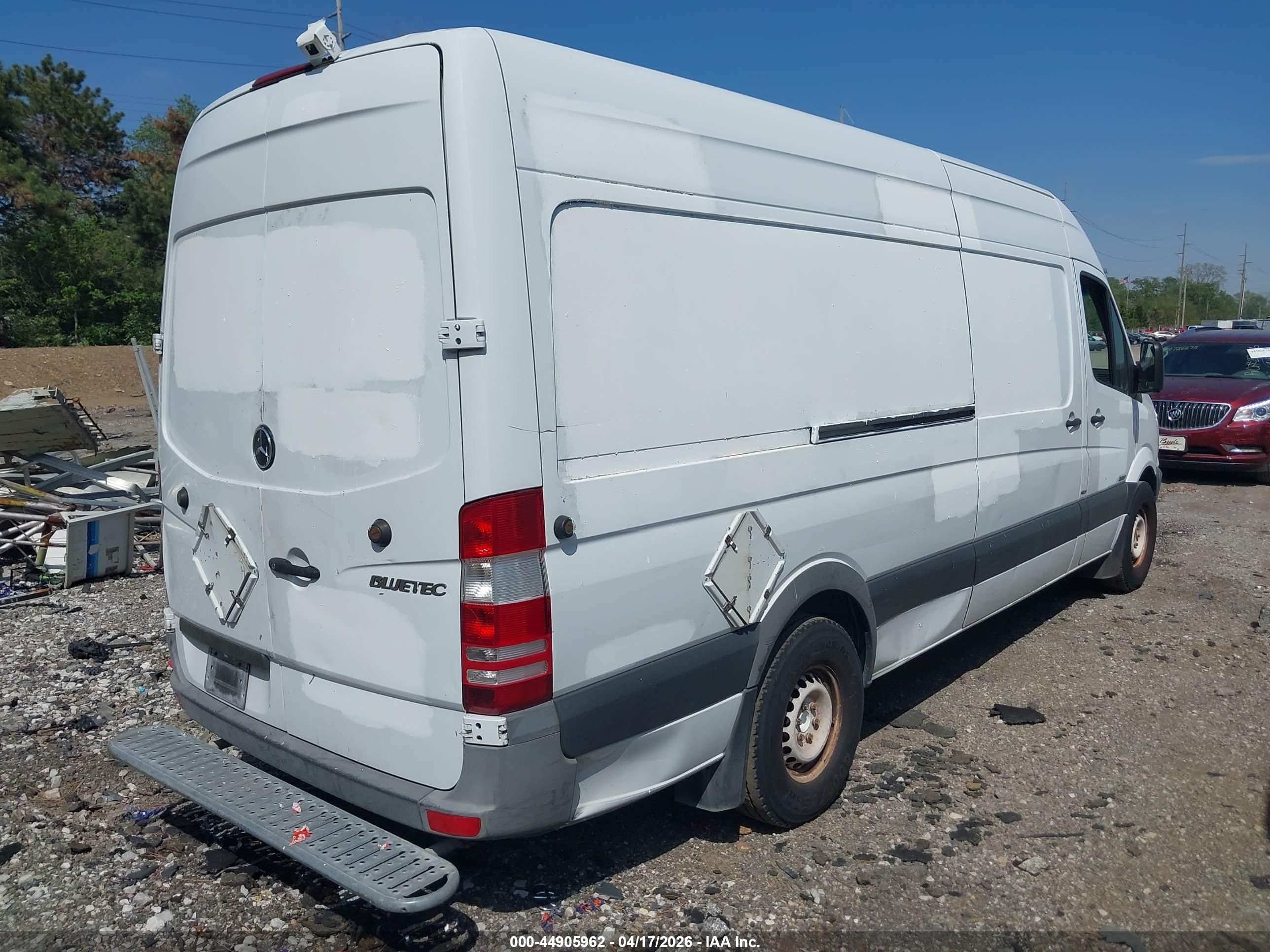 MERCEDES-BENZ SPRINTER image 4