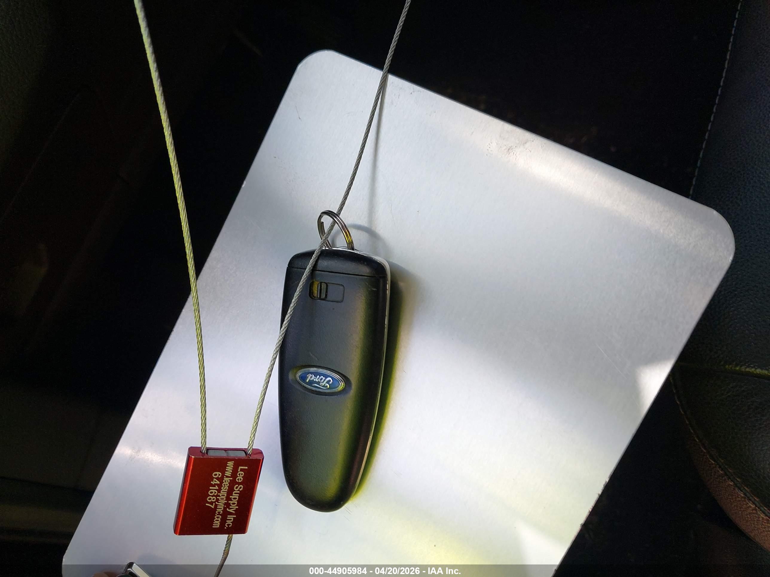FORD ESCAPE image 11