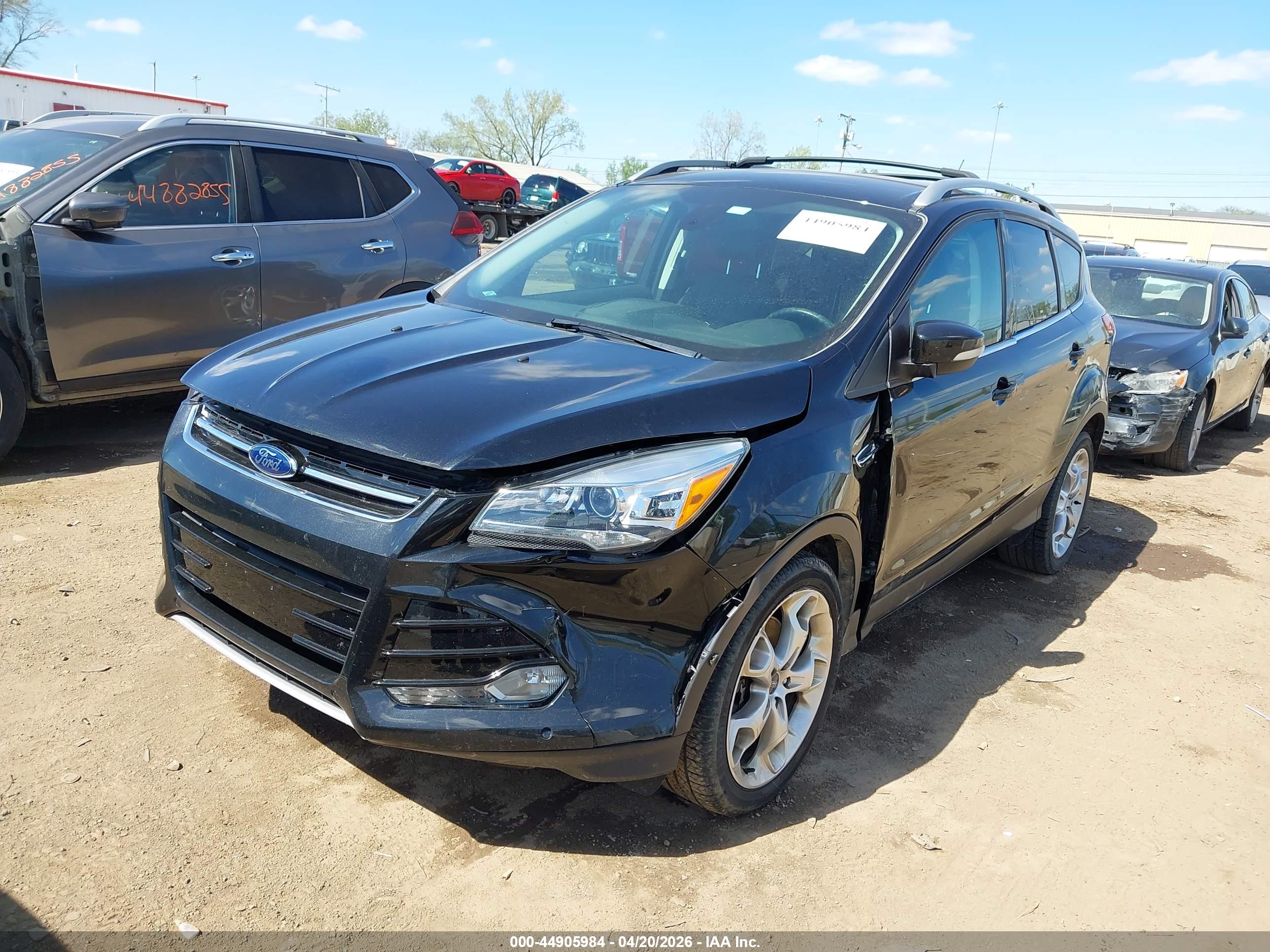 FORD ESCAPE image 2