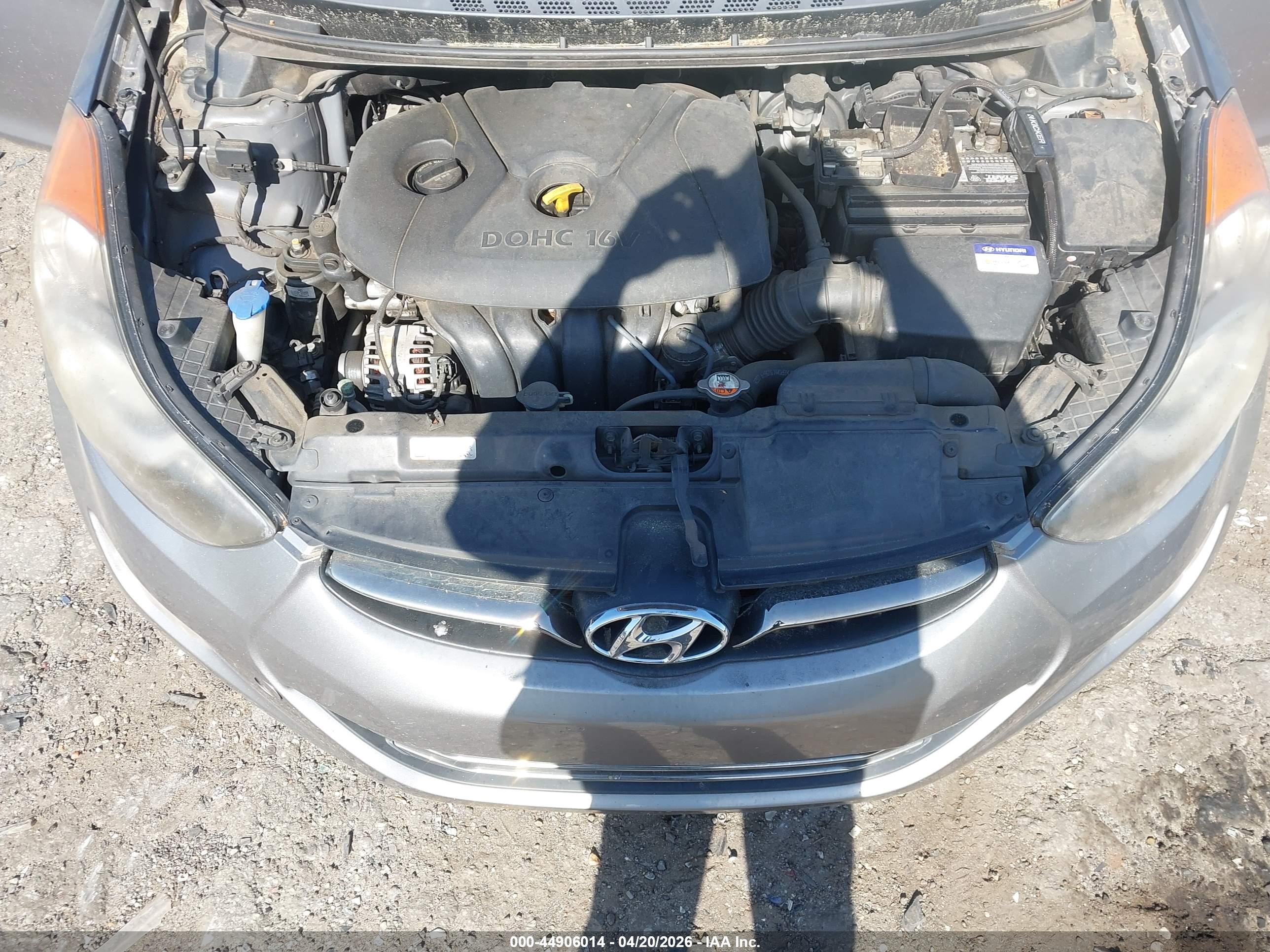 HYUNDAI ELANTRA image 10