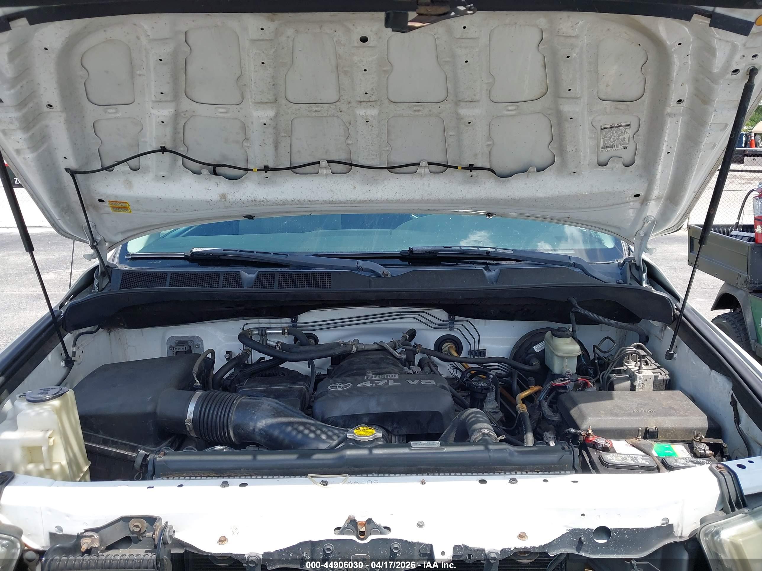 TOYOTA TUNDRA image 10