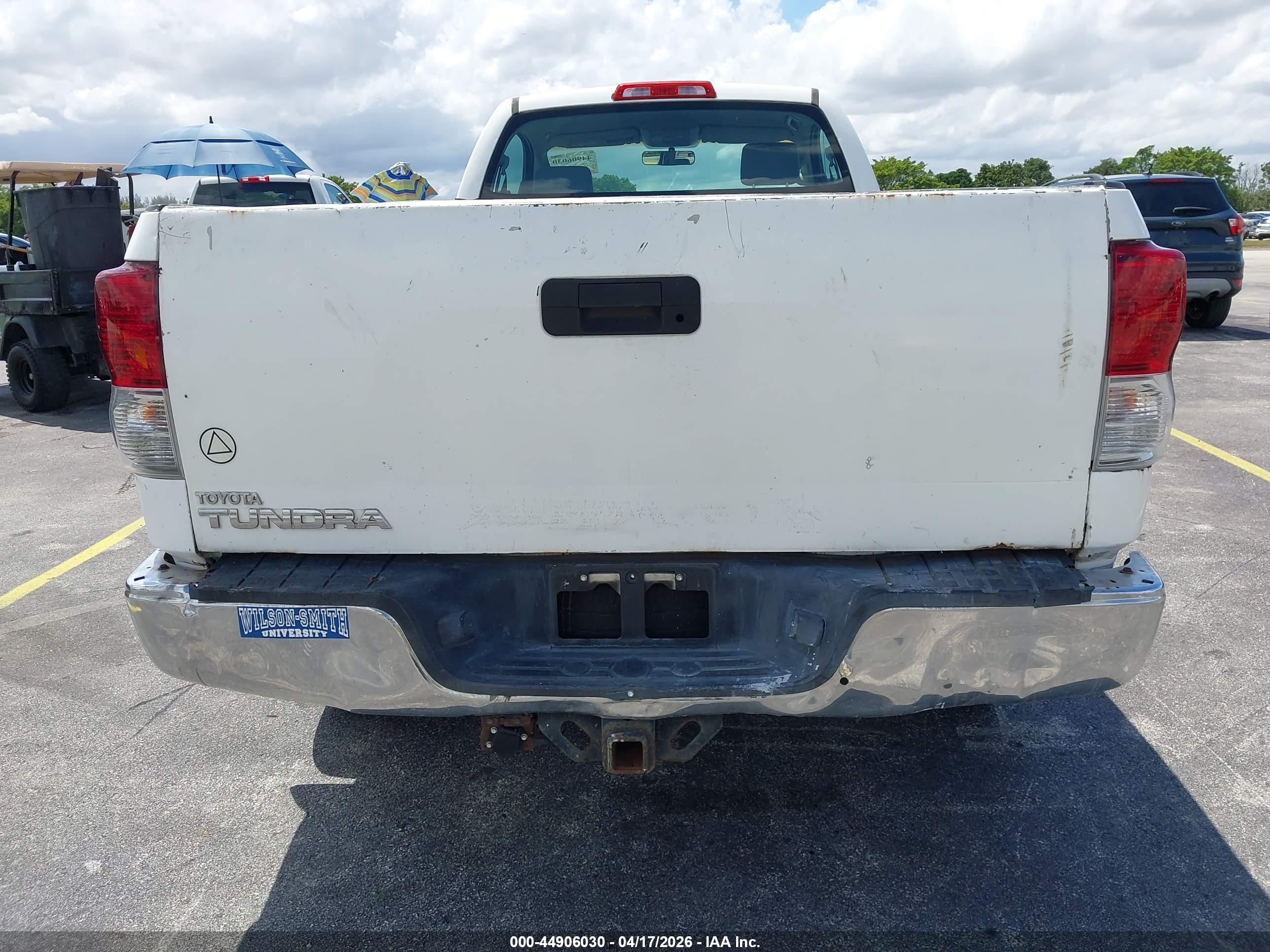 TOYOTA TUNDRA image 6