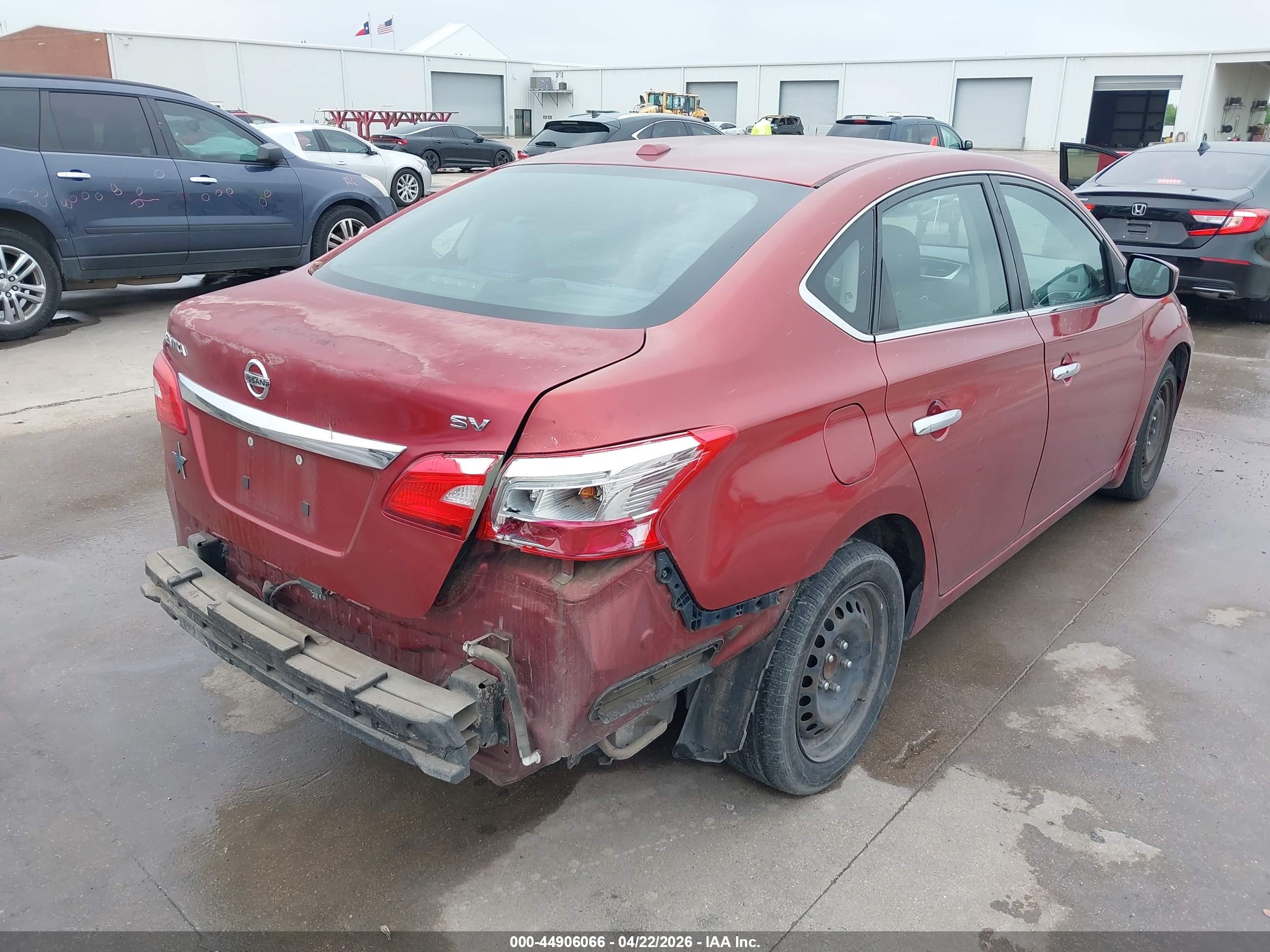 NISSAN SENTRA image 4