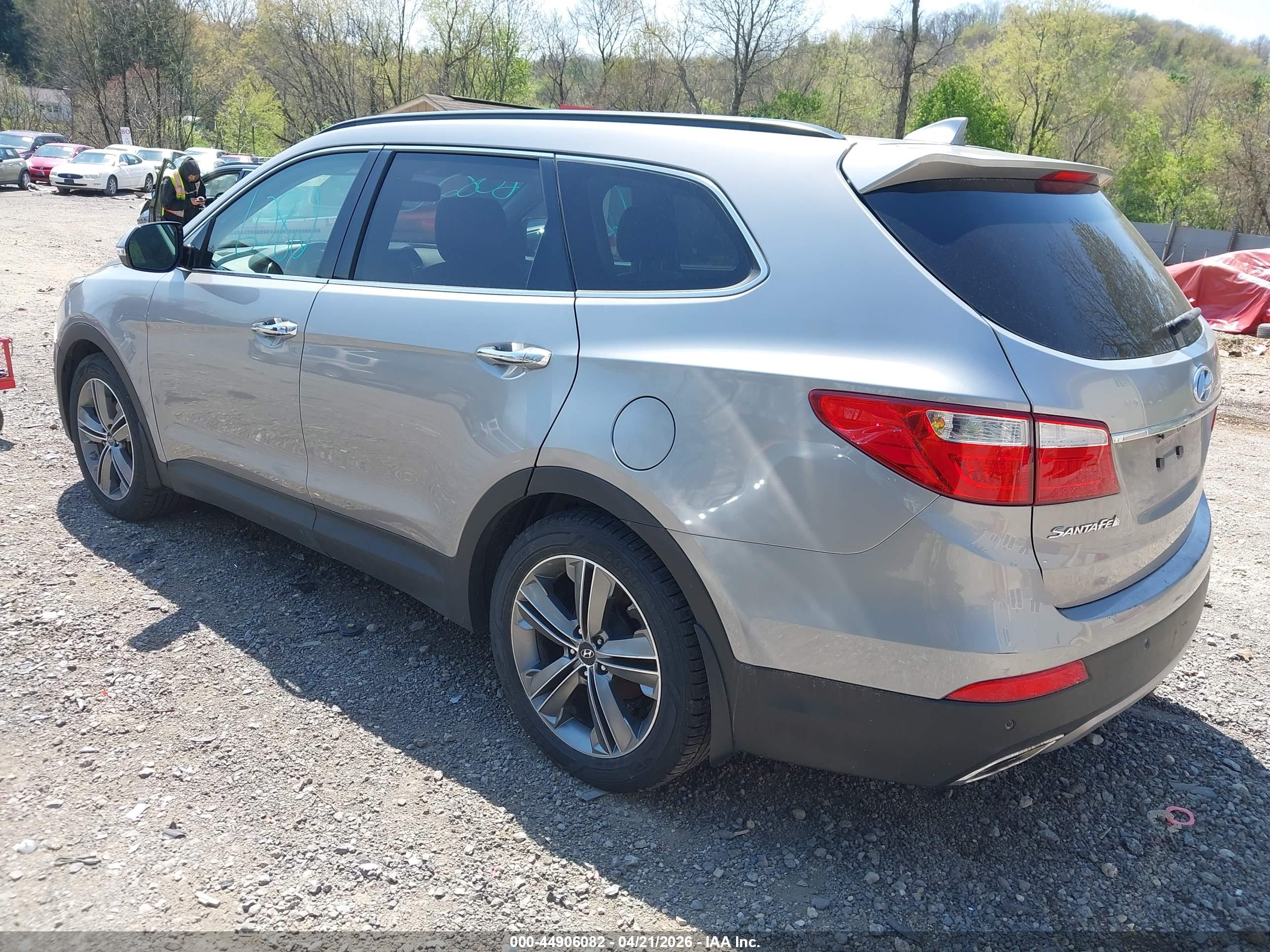 HYUNDAI SANTA image 3