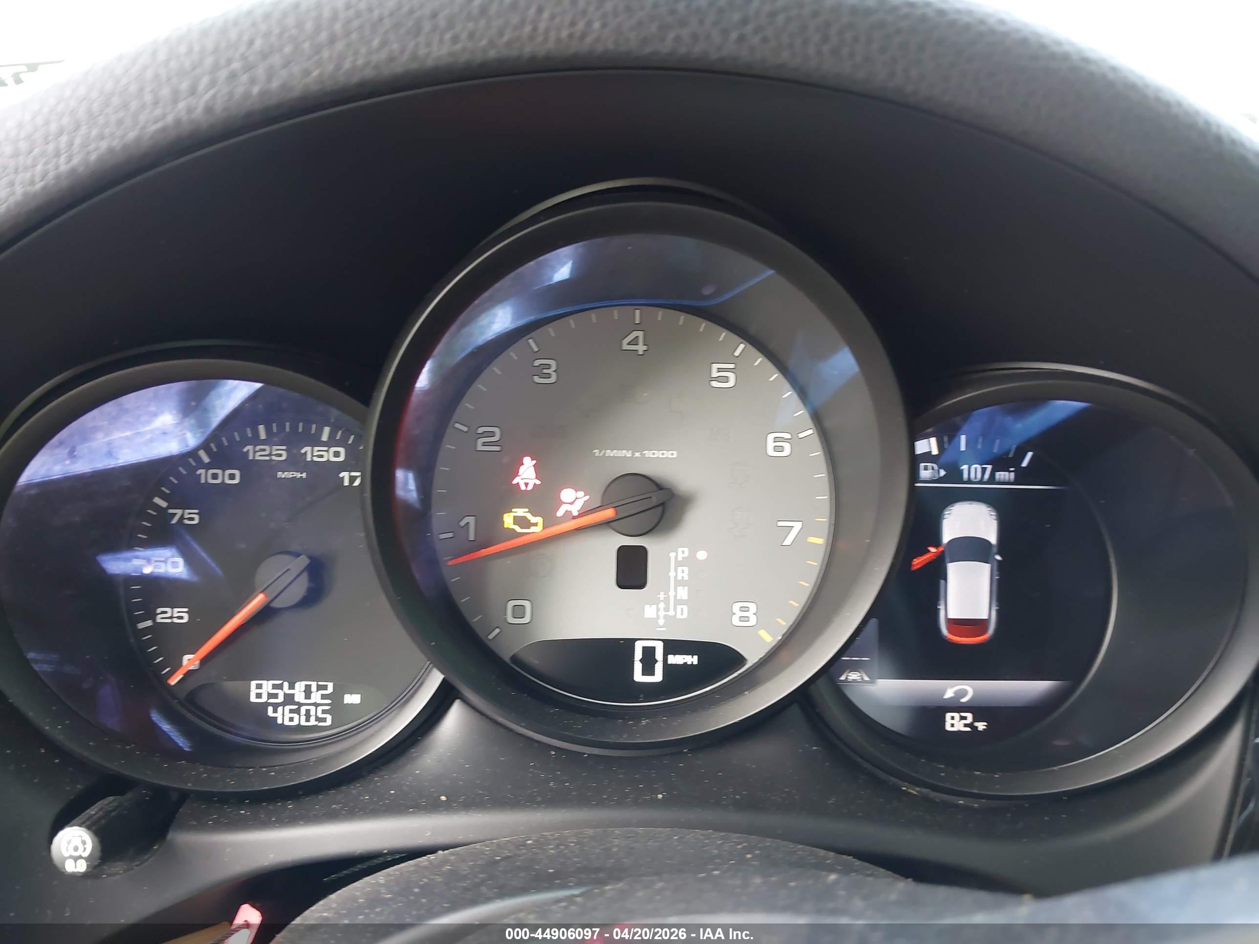 PORSCHE MACAN image 7