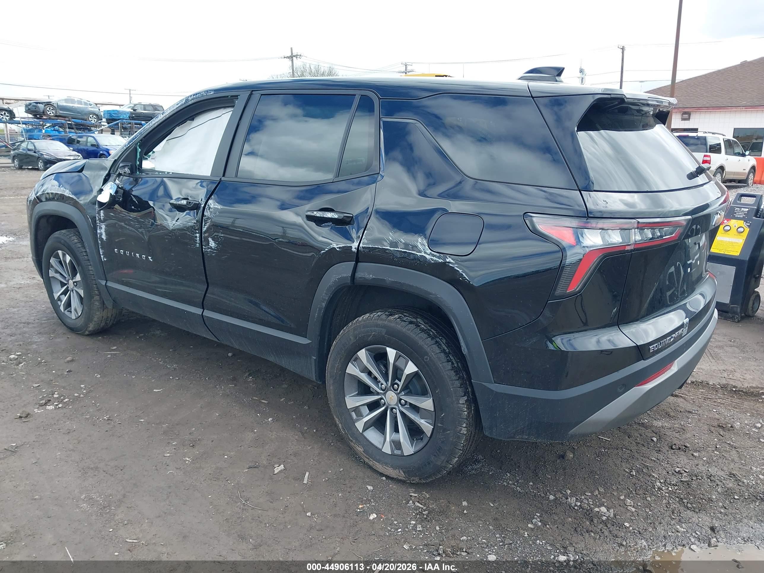 CHEVROLET EQUINOX image 3