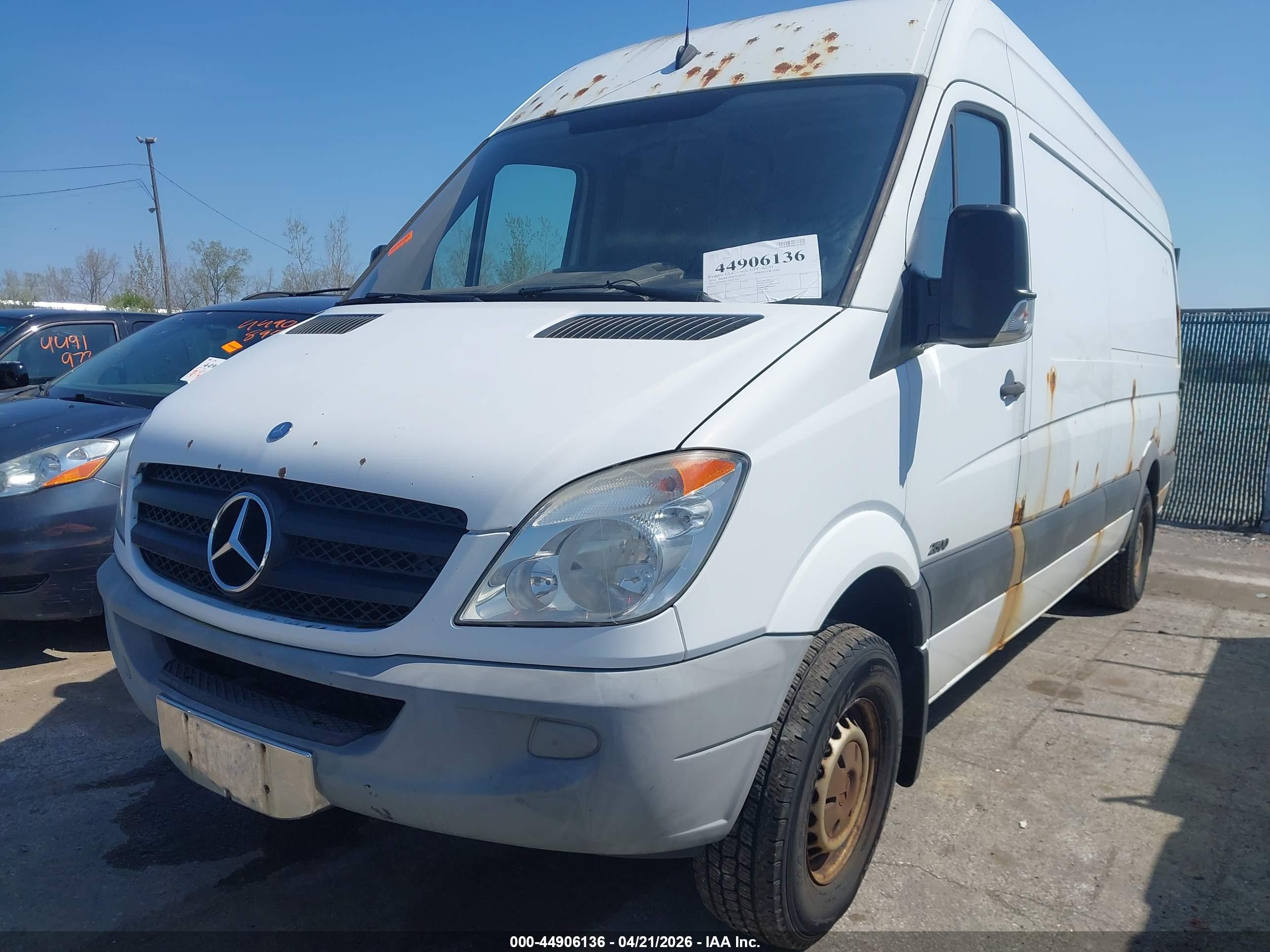 MERCEDES-BENZ SPRINTER image 6