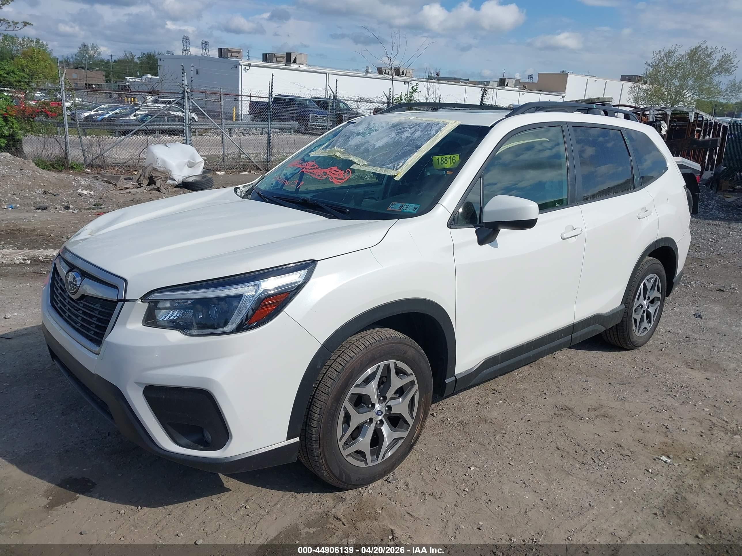 SUBARU FORESTER image 2