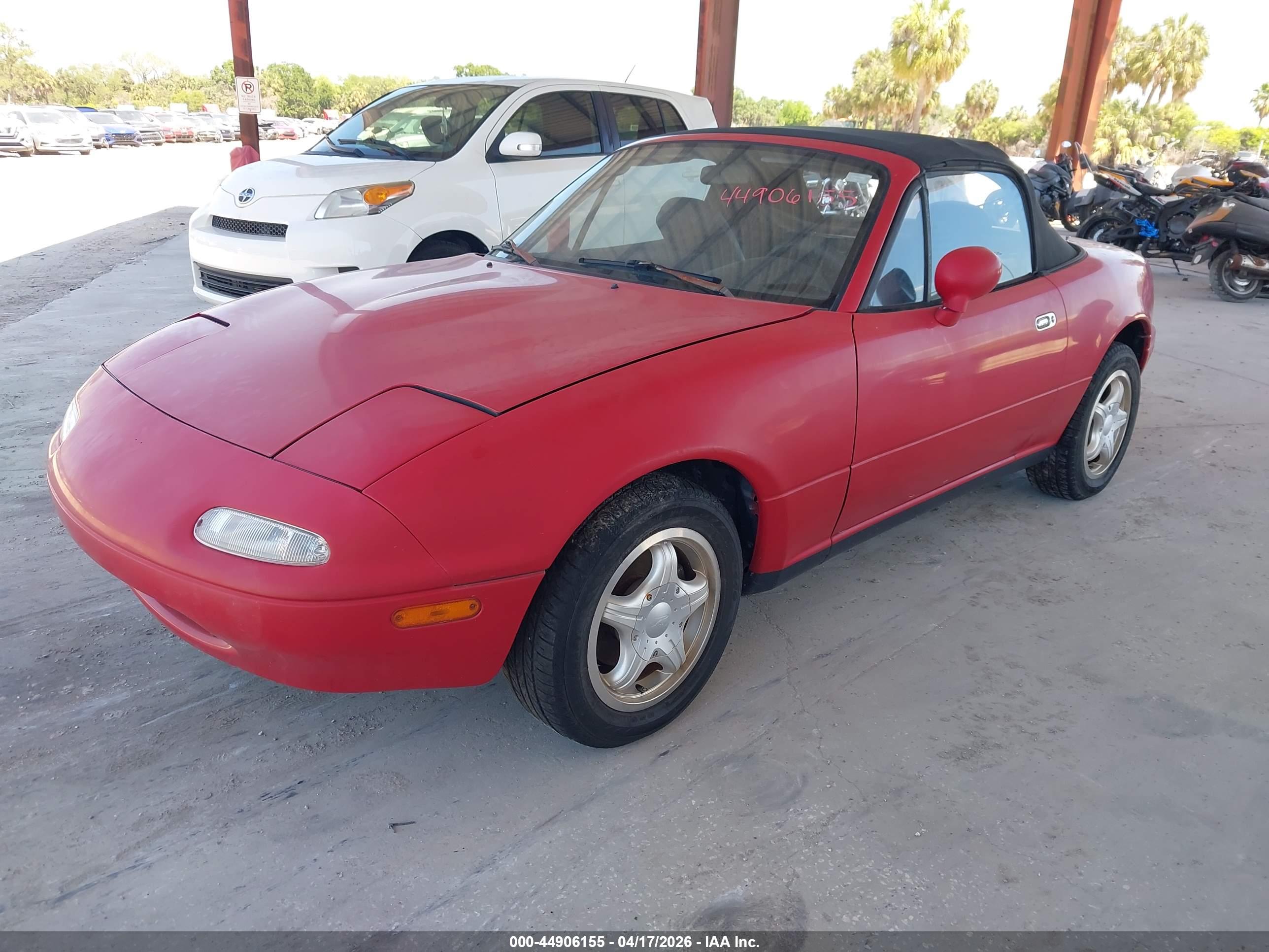 MAZDA MX-5 image 2