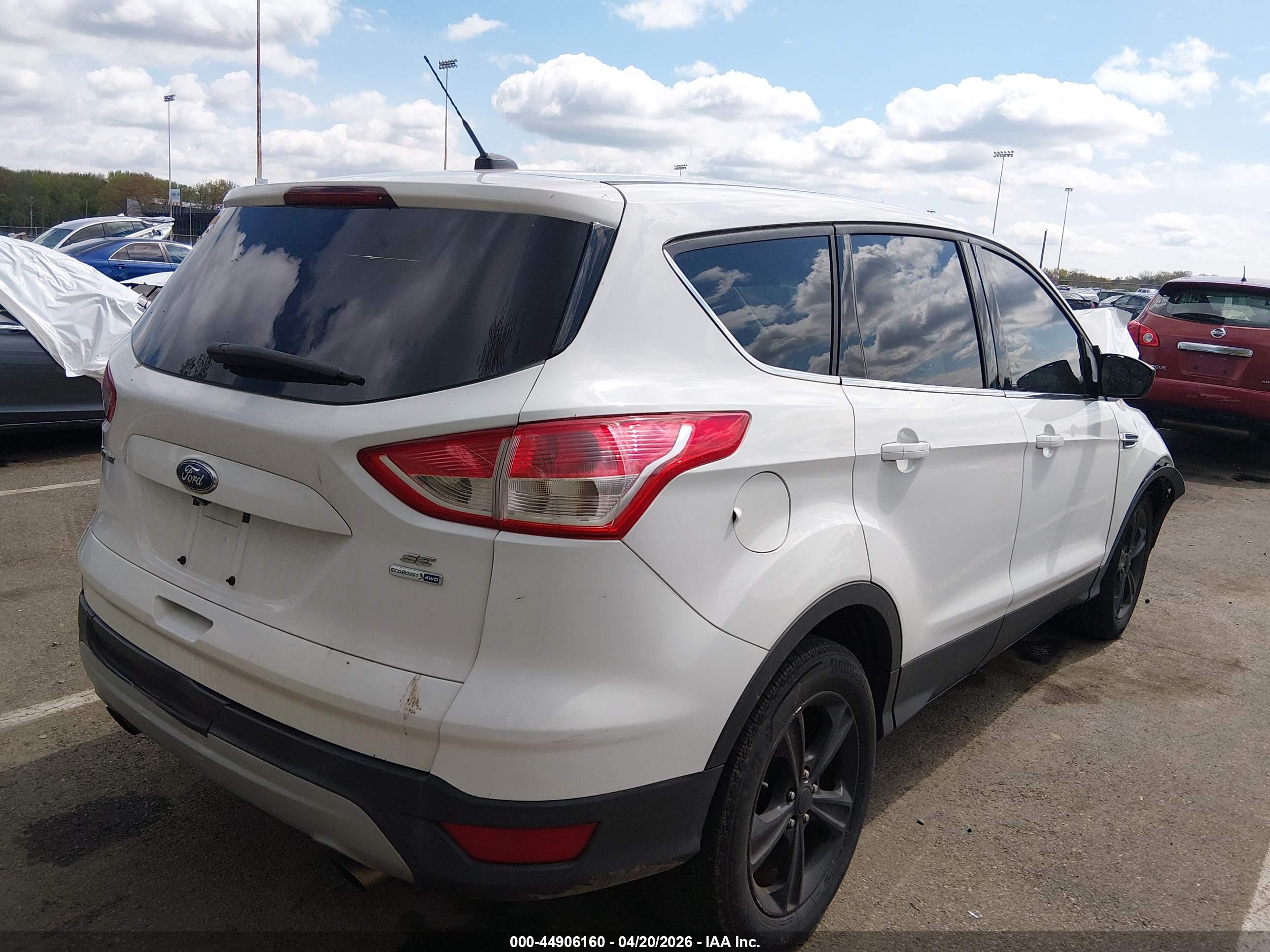 FORD ESCAPE image 4