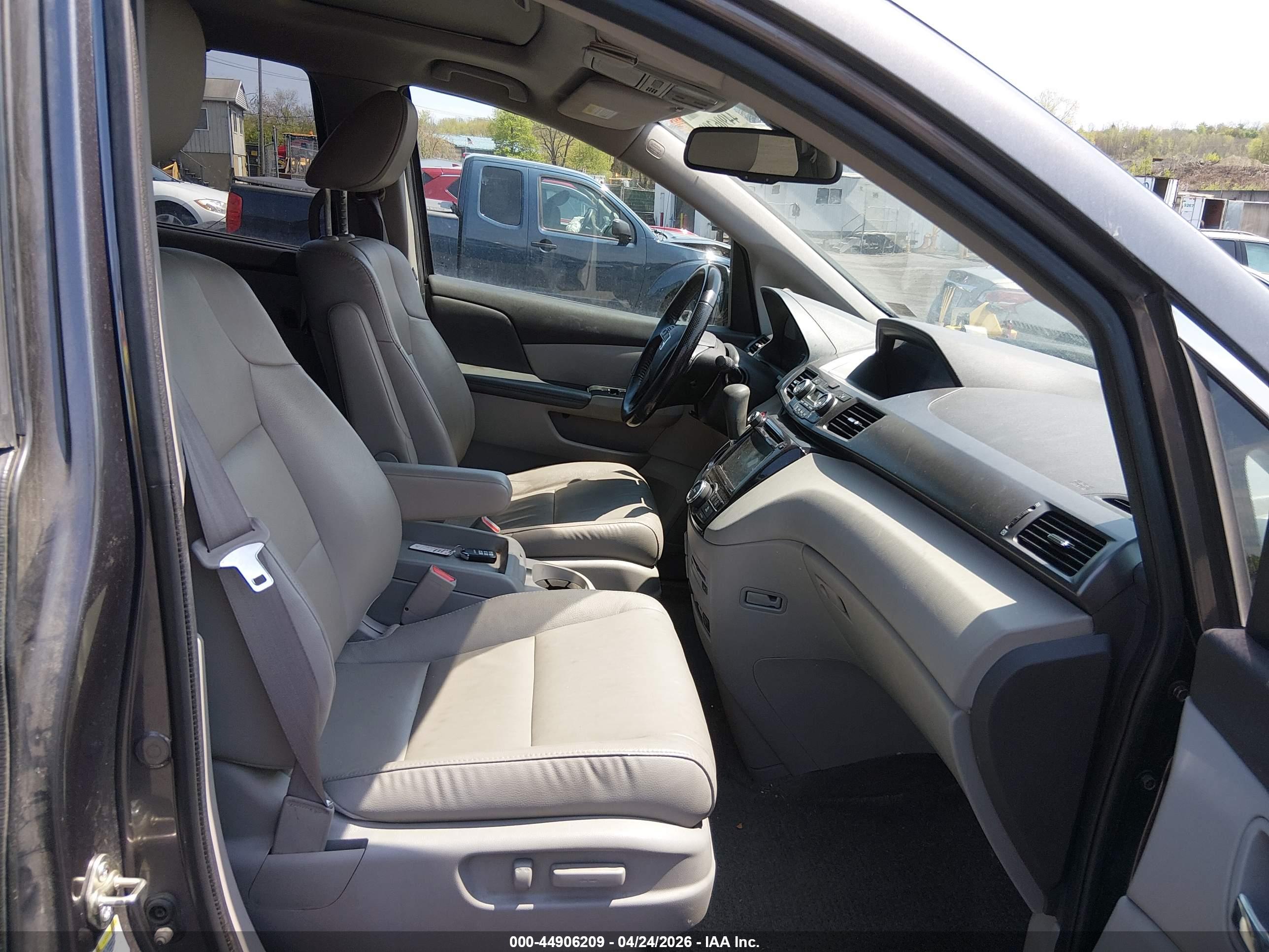 HONDA ODYSSEY image 5