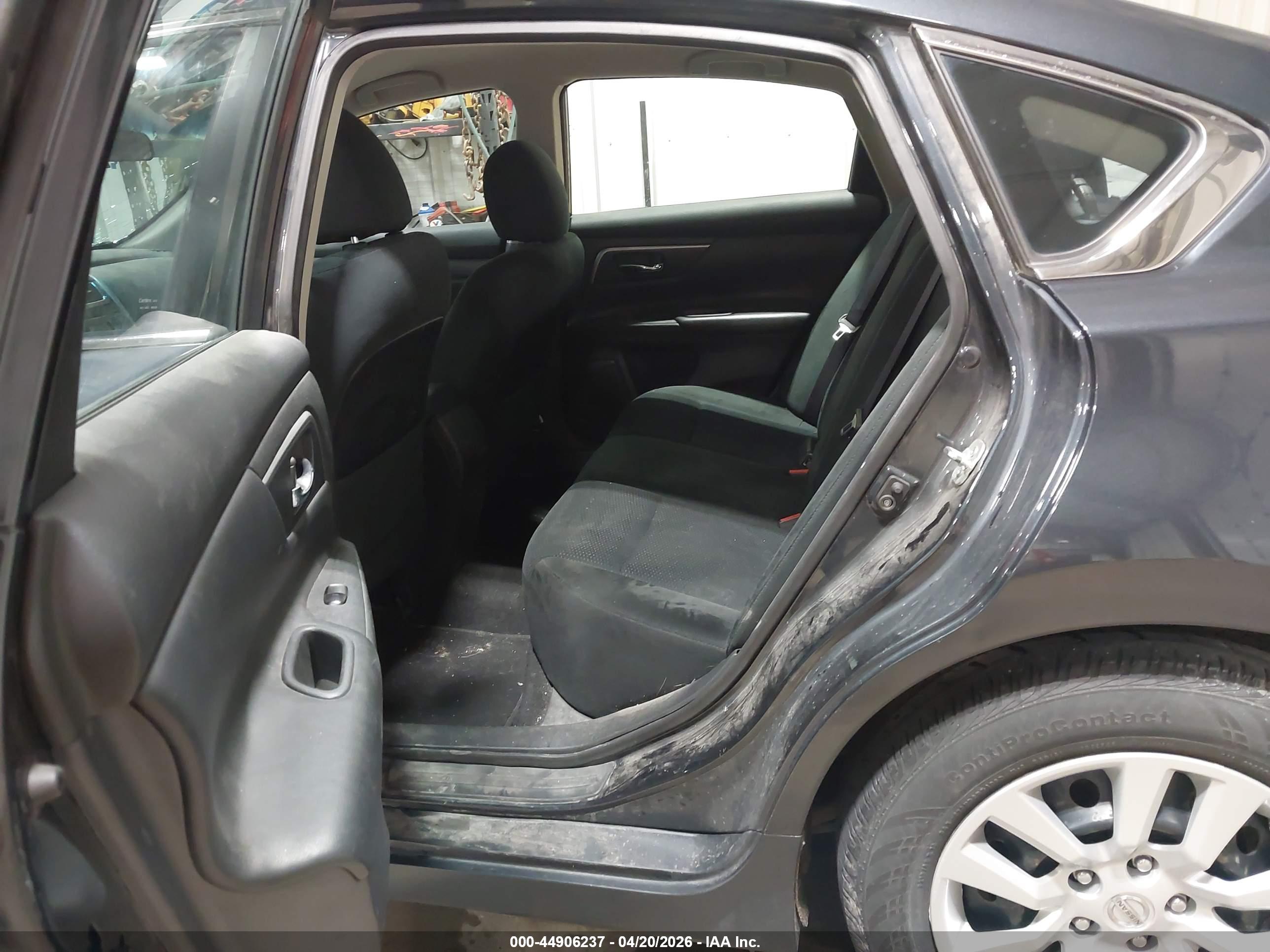 NISSAN ALTIMA image 8