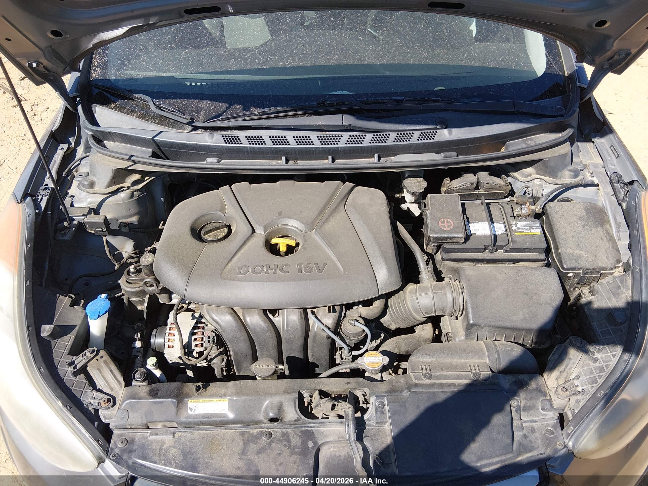 HYUNDAI ELANTRA image 10