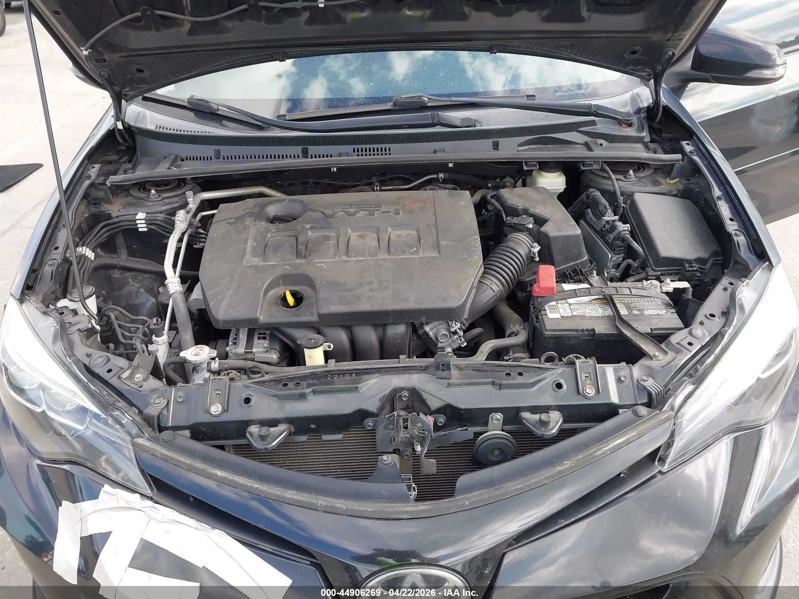 TOYOTA COROLLA image 10