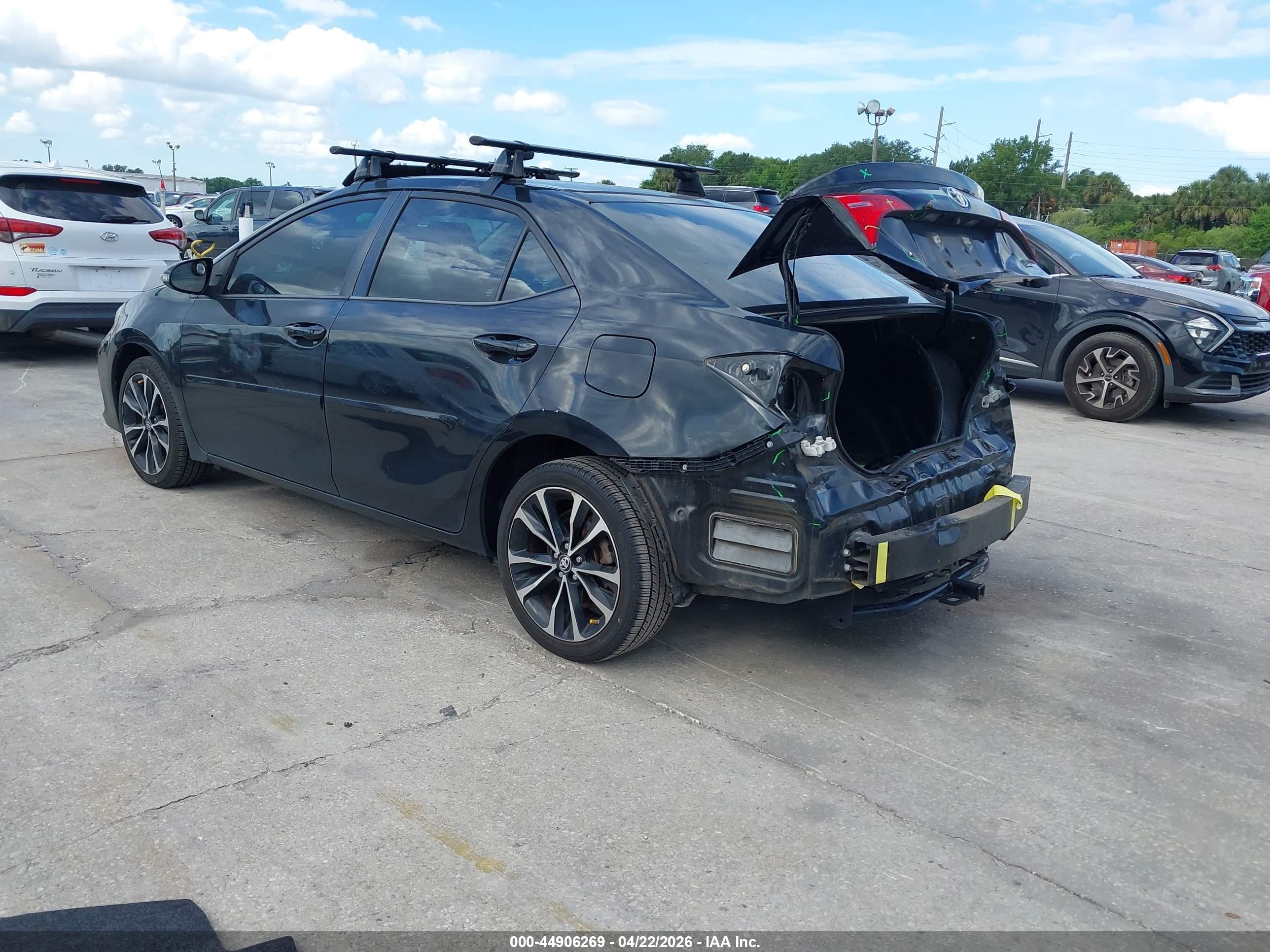 TOYOTA COROLLA image 3