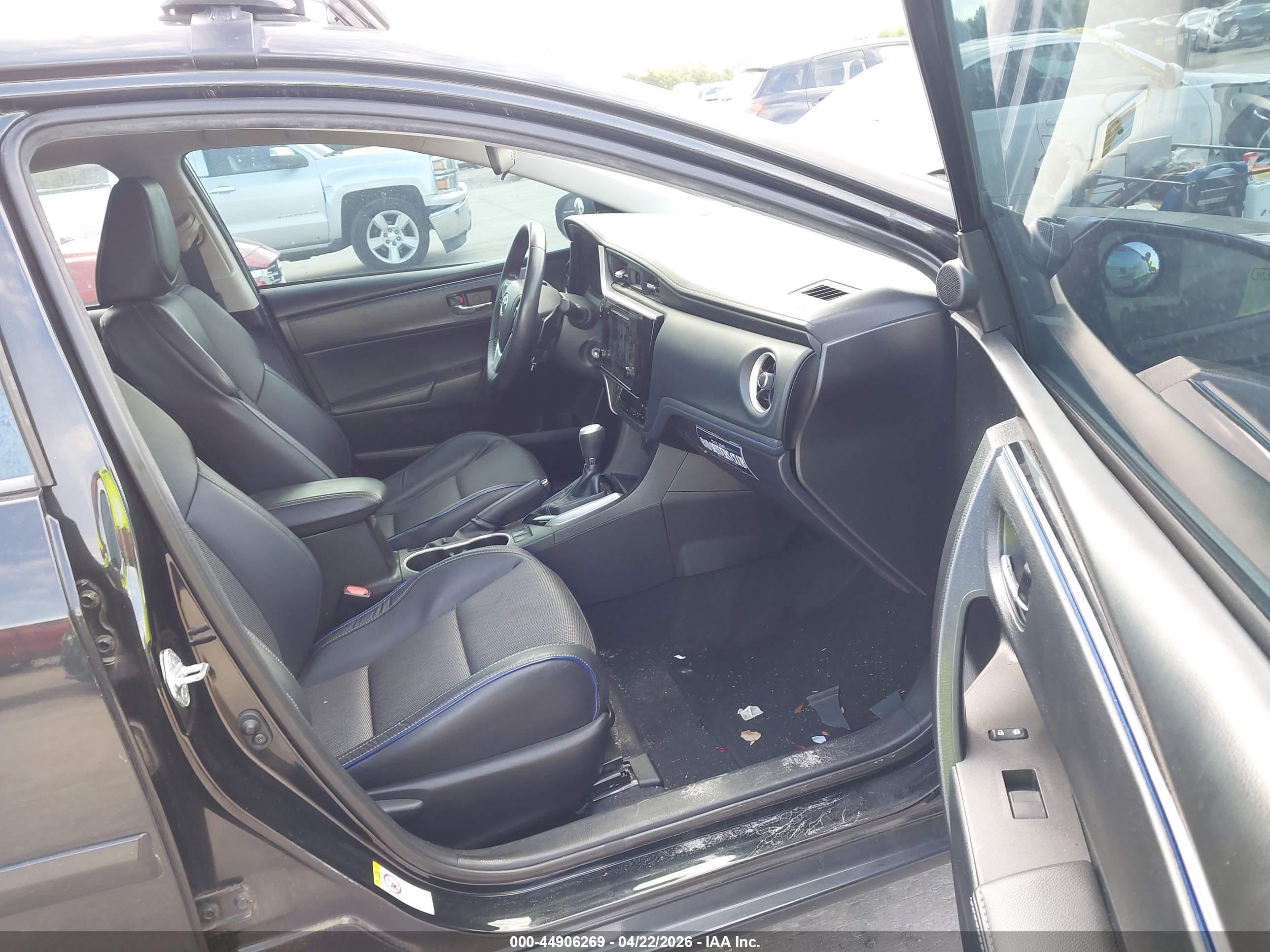 TOYOTA COROLLA image 5