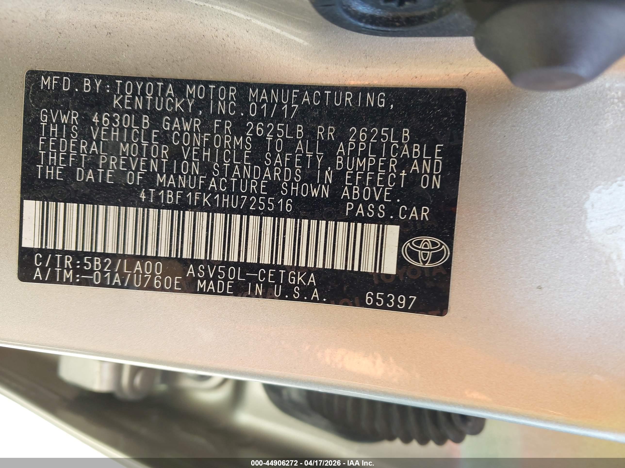 TOYOTA CAMRY image 9