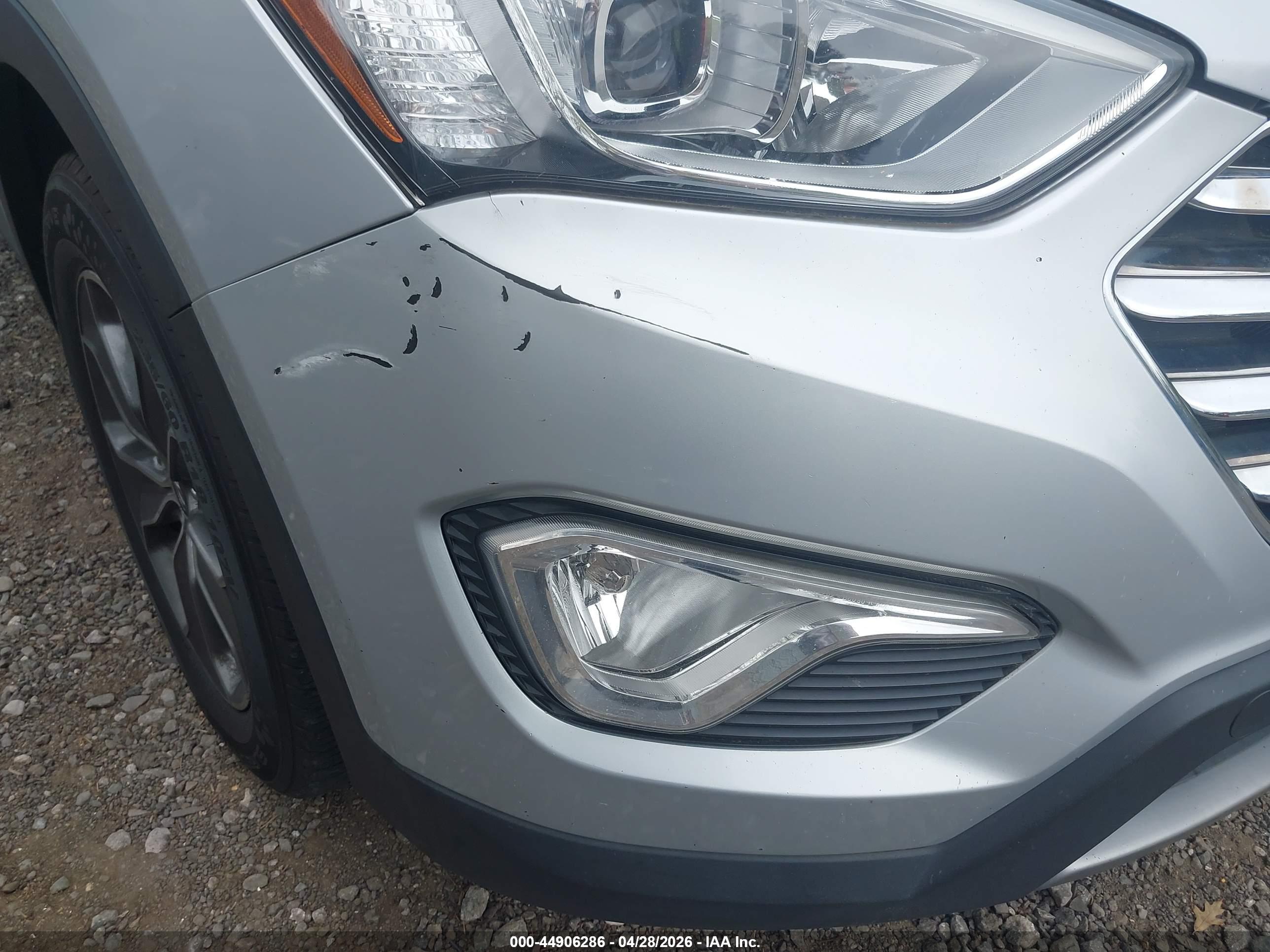 HYUNDAI SANTA image 6