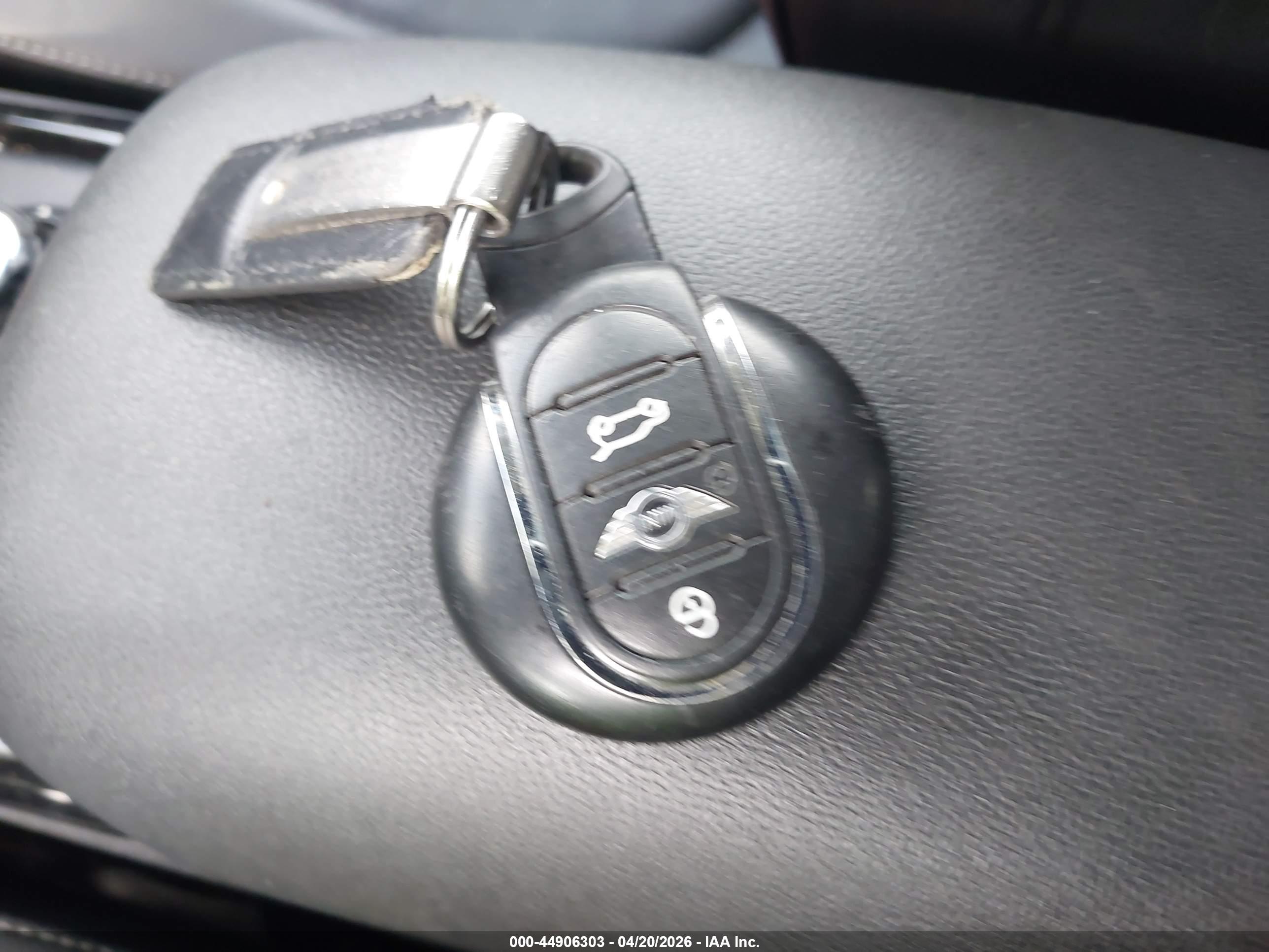 MINI CLUBMAN image 11