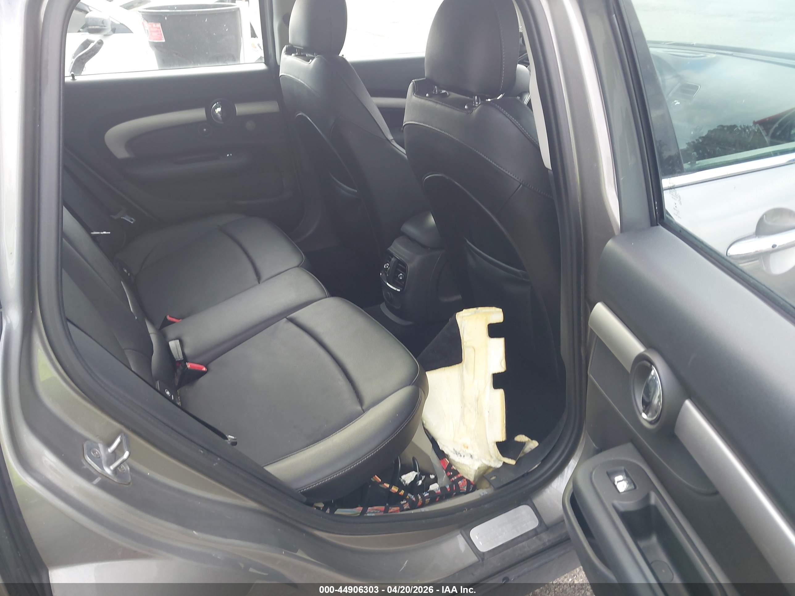 MINI CLUBMAN image 8