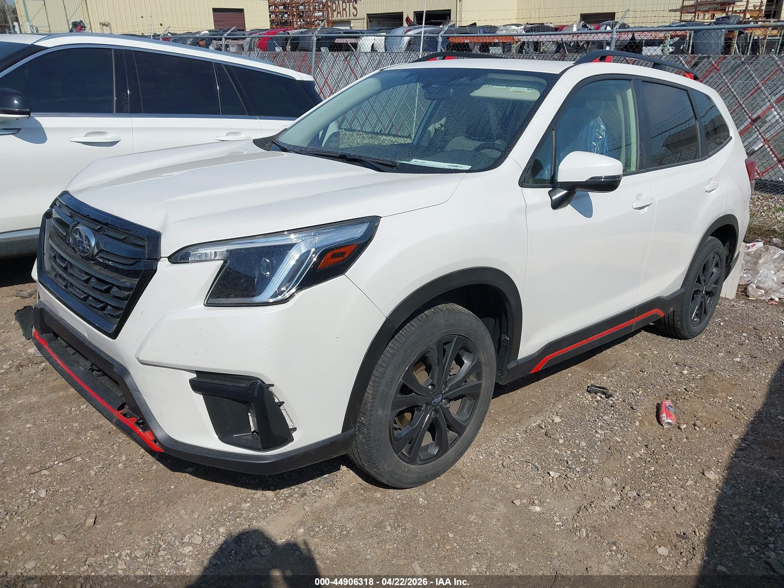 SUBARU FORESTER image 2