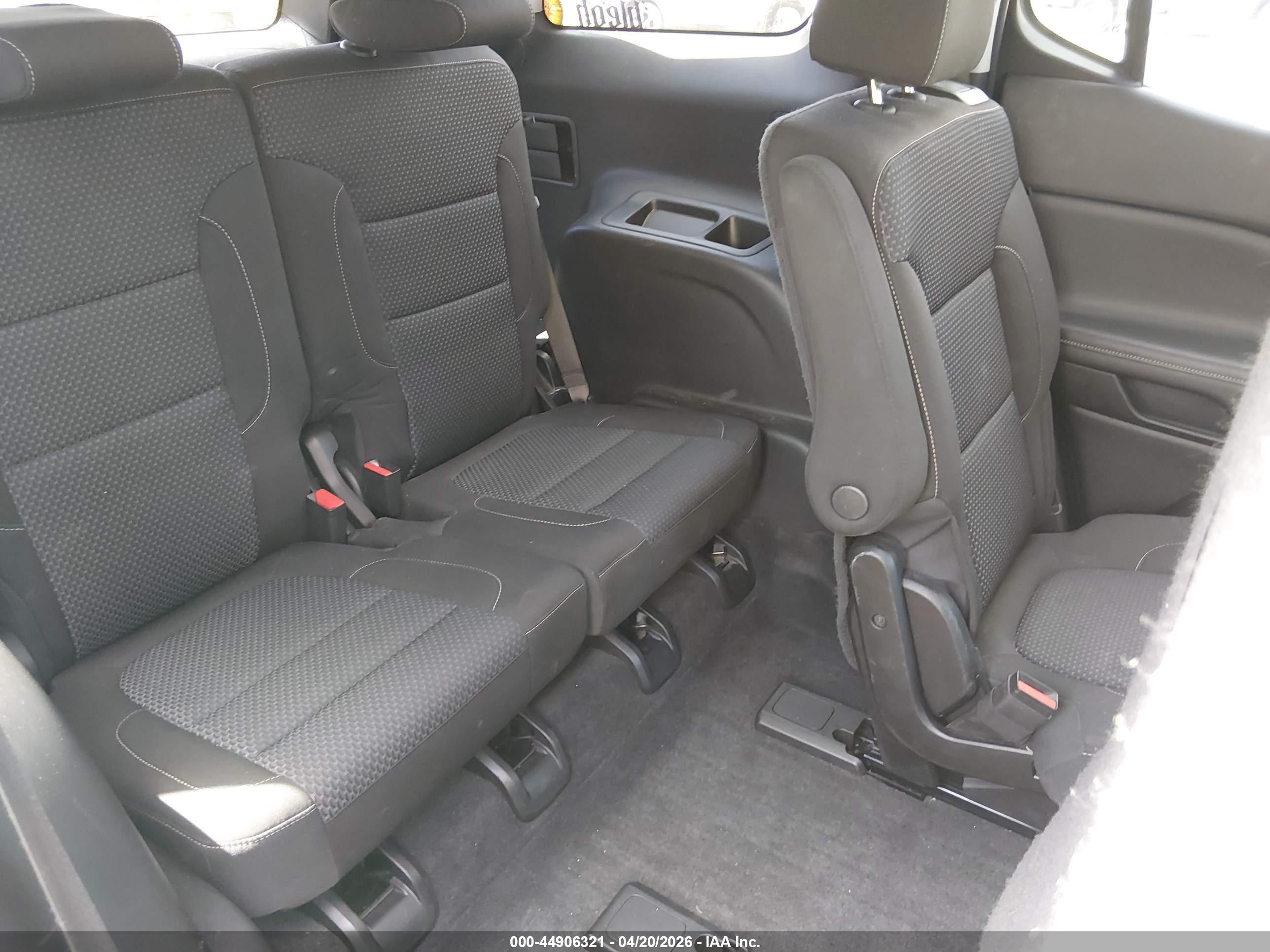 GMC ACADIA image 8