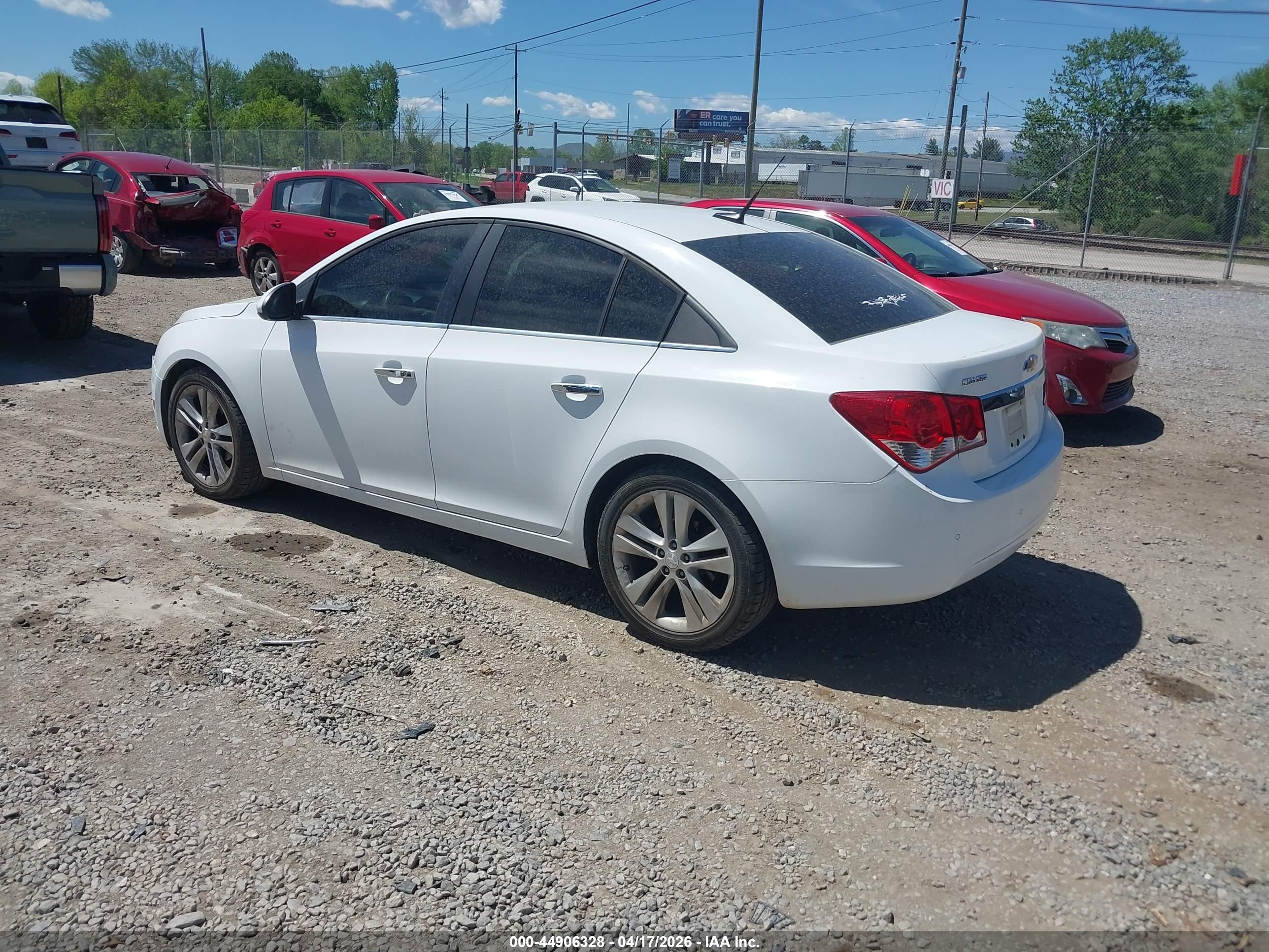 CHEVROLET CRUZE image 3