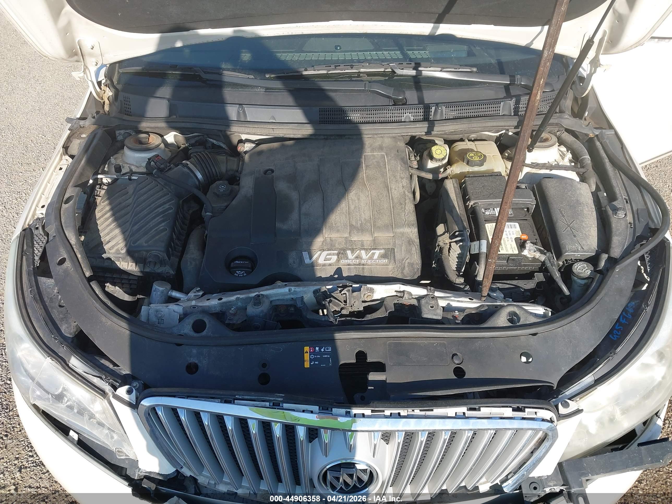 BUICK LACROSSE image 10