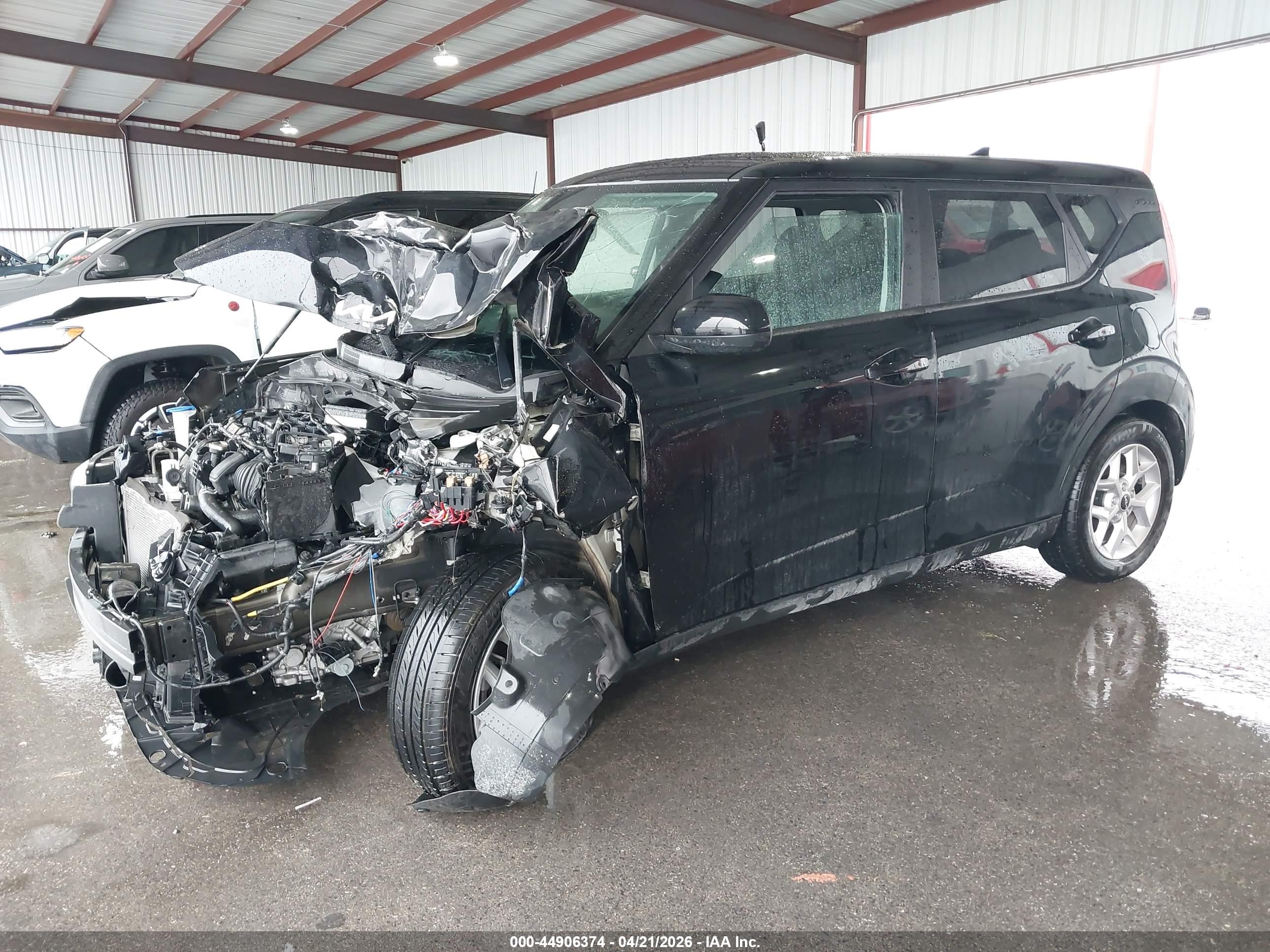 KIA SOUL image 2