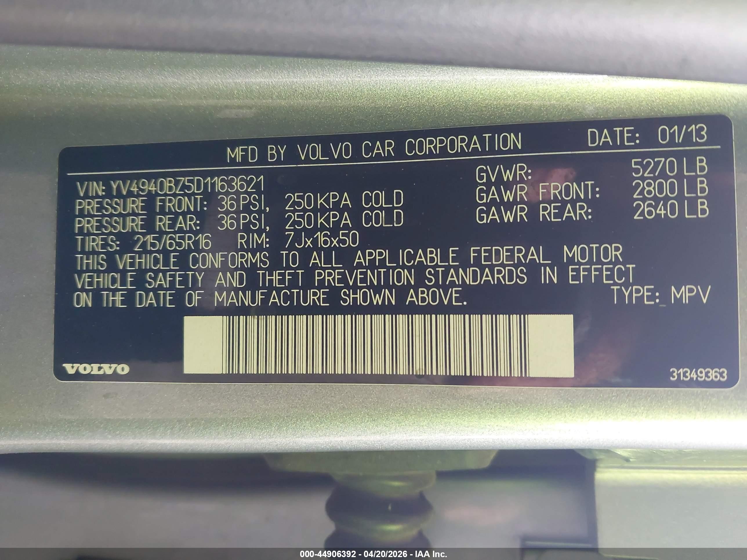 VOLVO XC70 image 9
