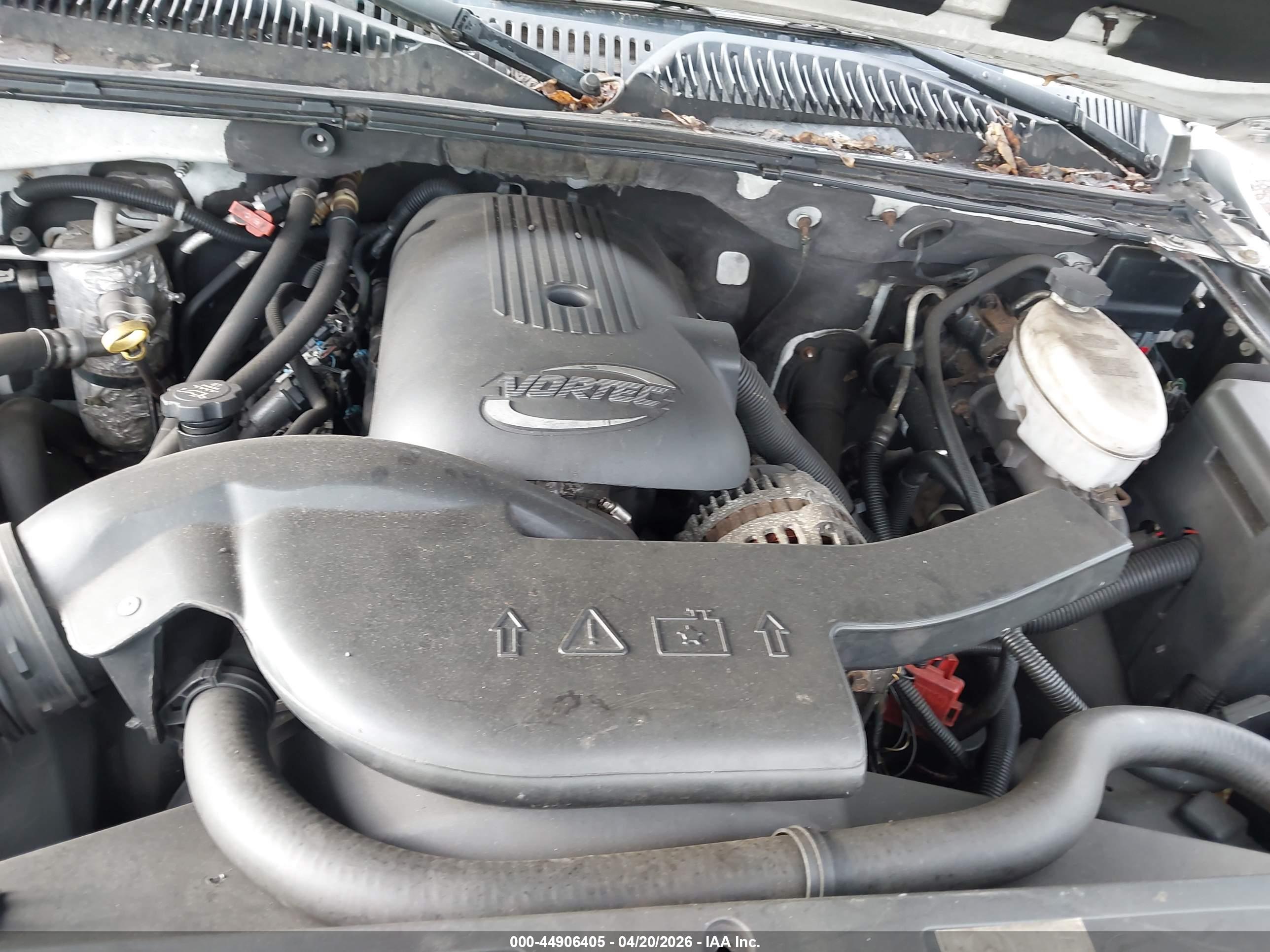 CHEVROLET TAHOE image 10