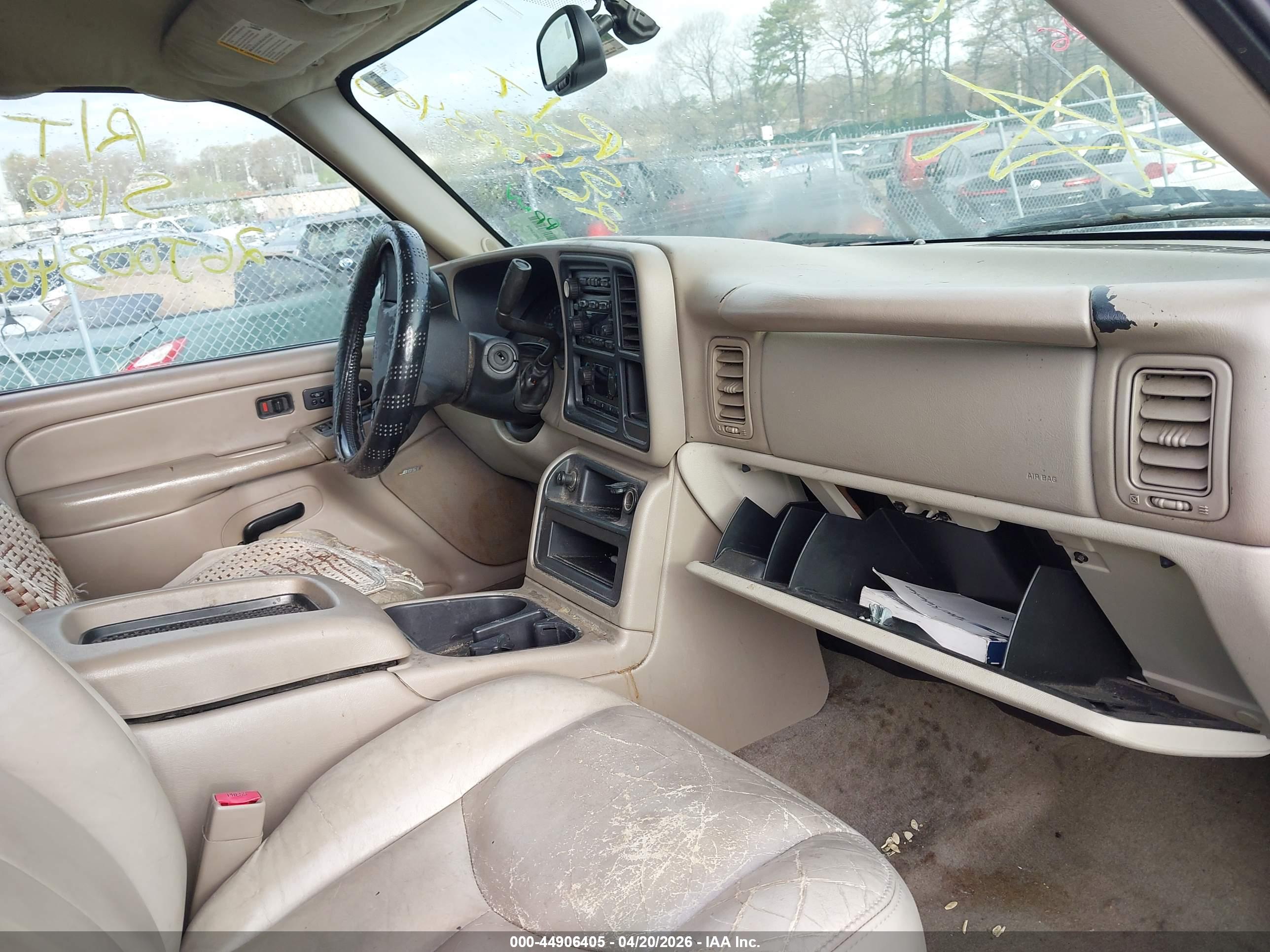 CHEVROLET TAHOE image 5