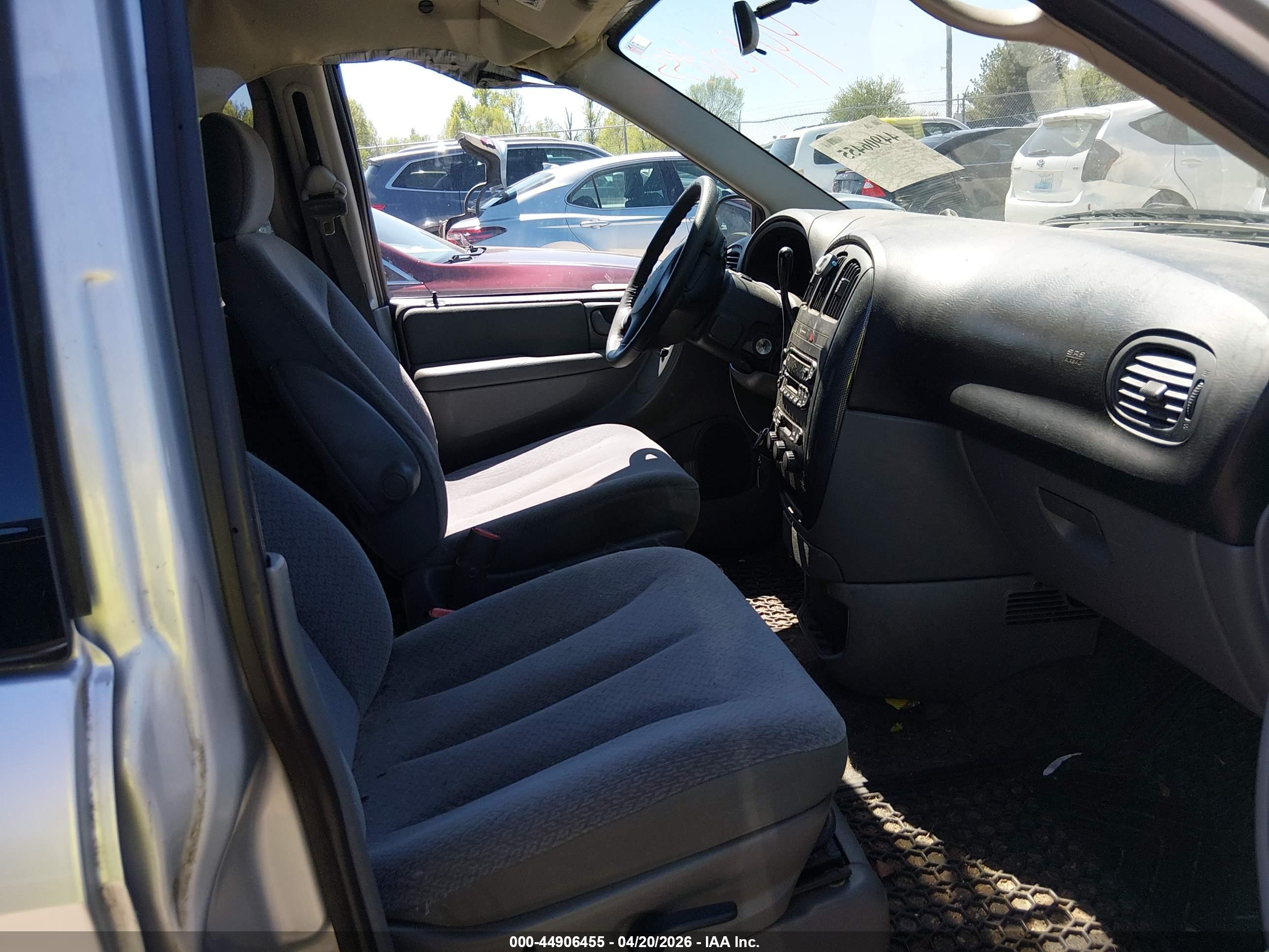 DODGE GRAND image 5