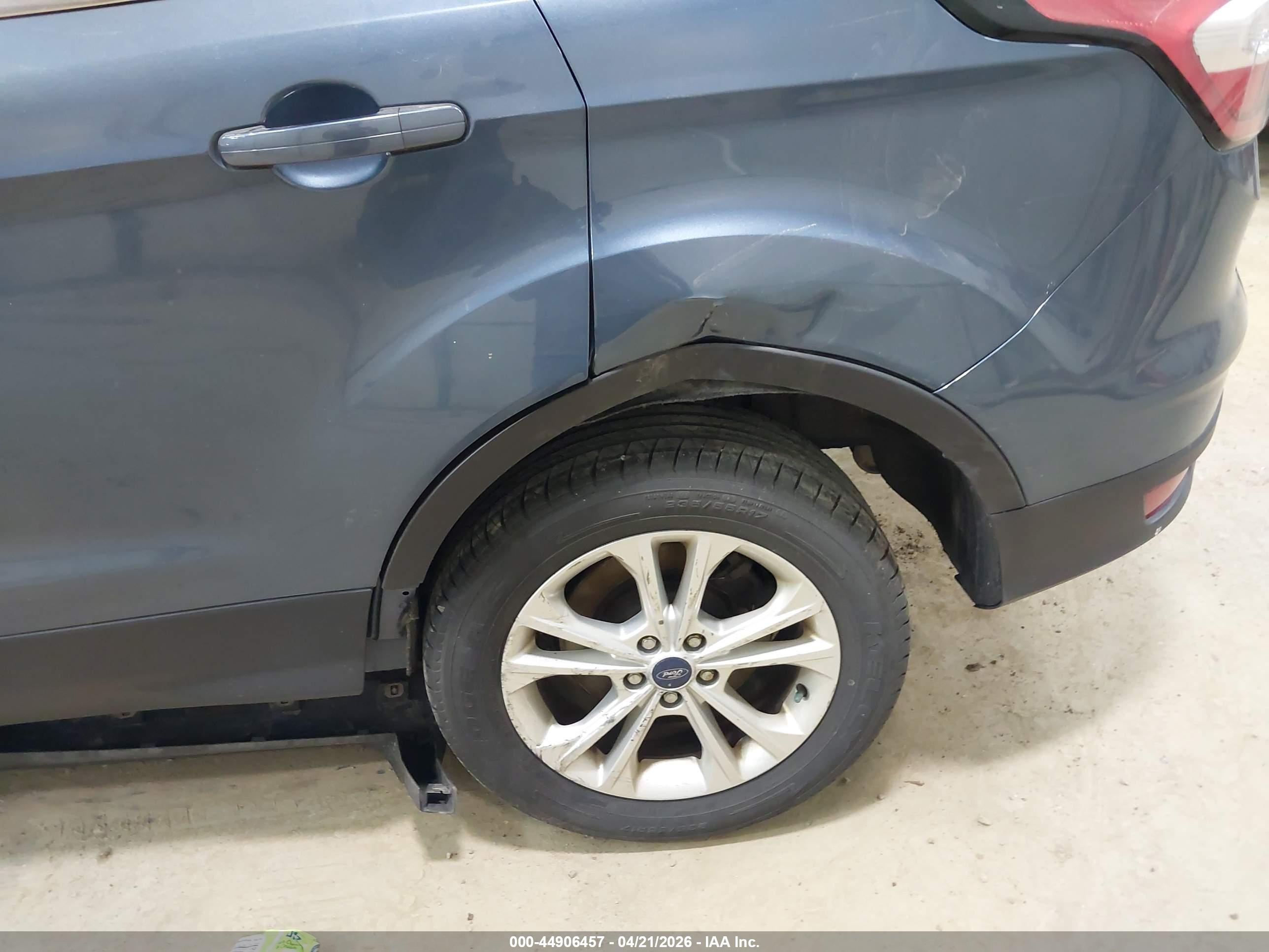 FORD ESCAPE image 6