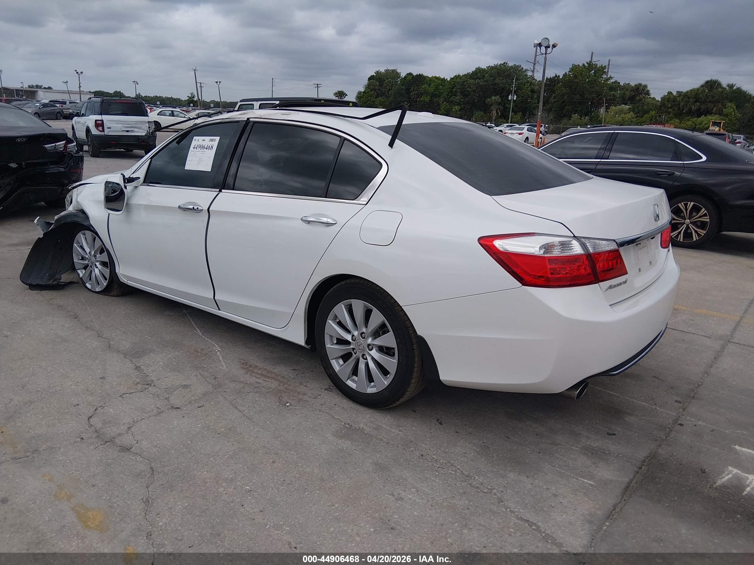 HONDA ACCORD image 3