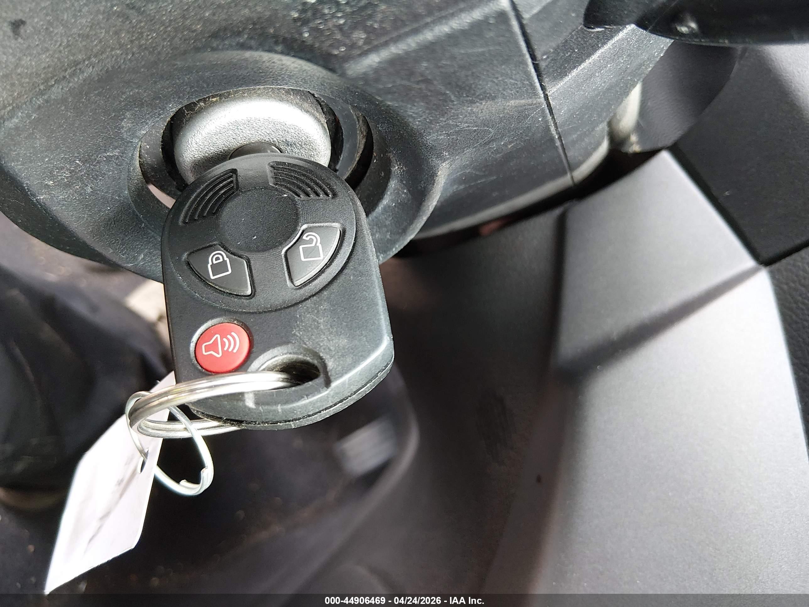FORD ESCAPE image 11