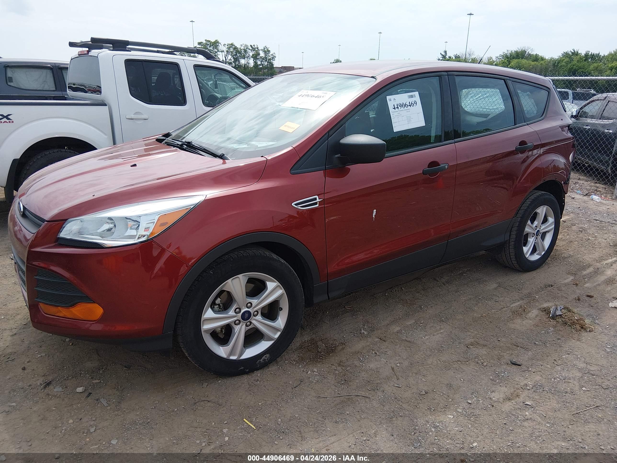 FORD ESCAPE image 2