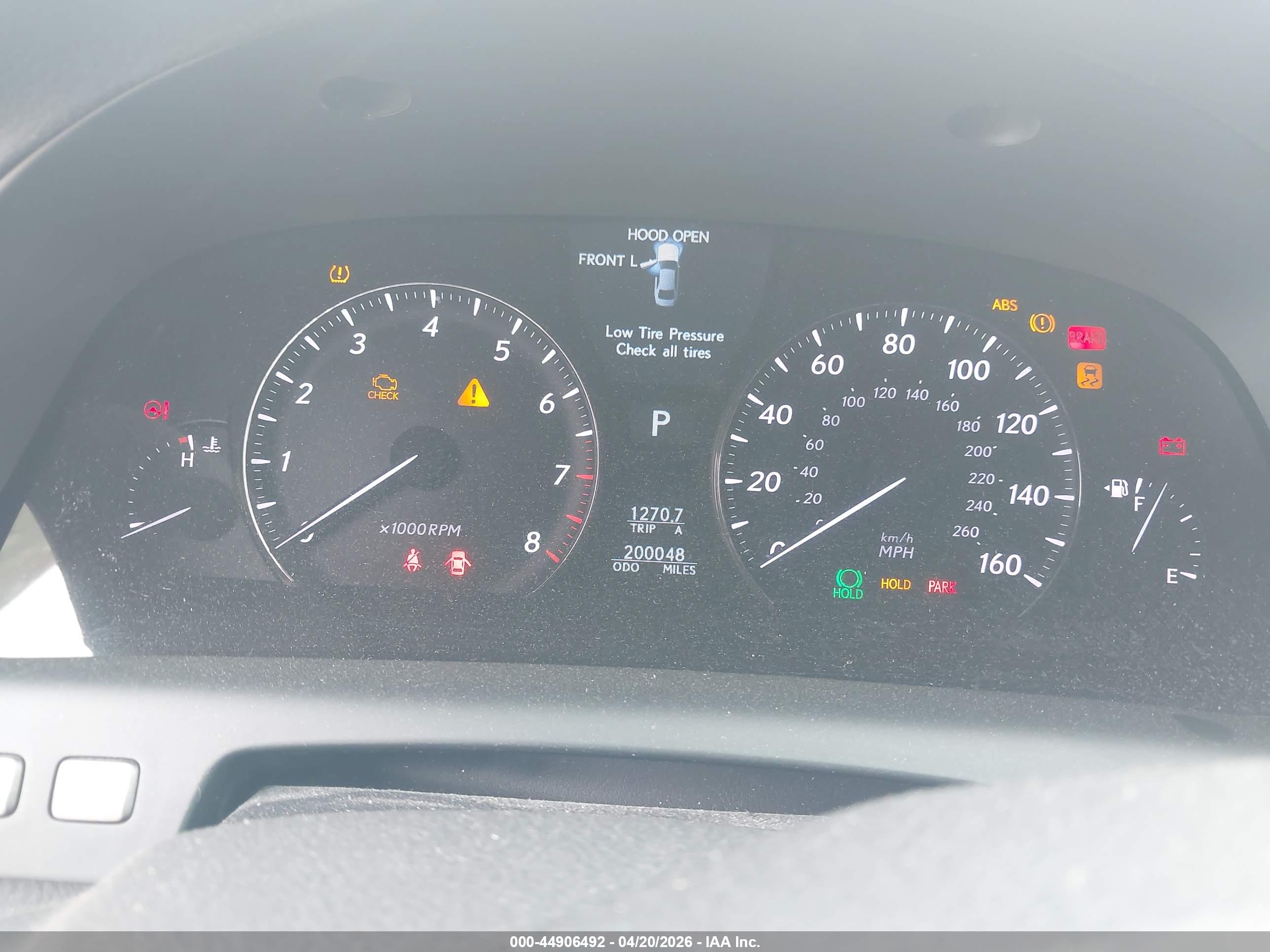 LEXUS LS image 7