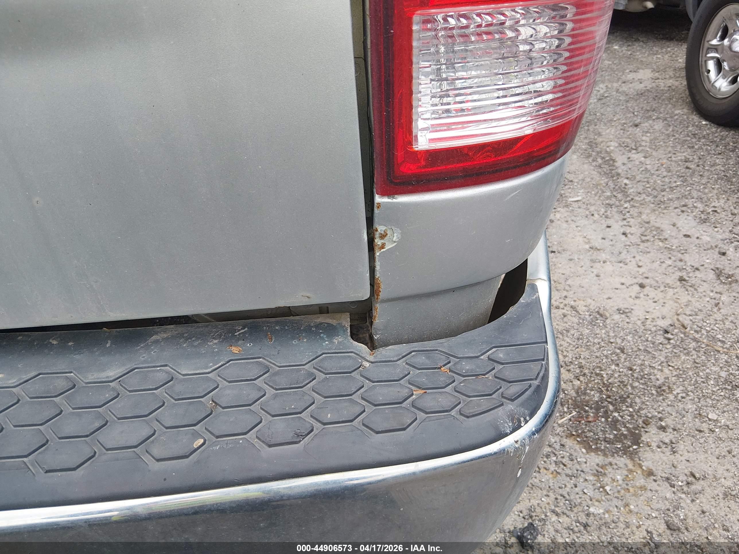 RAM 2500 image 6