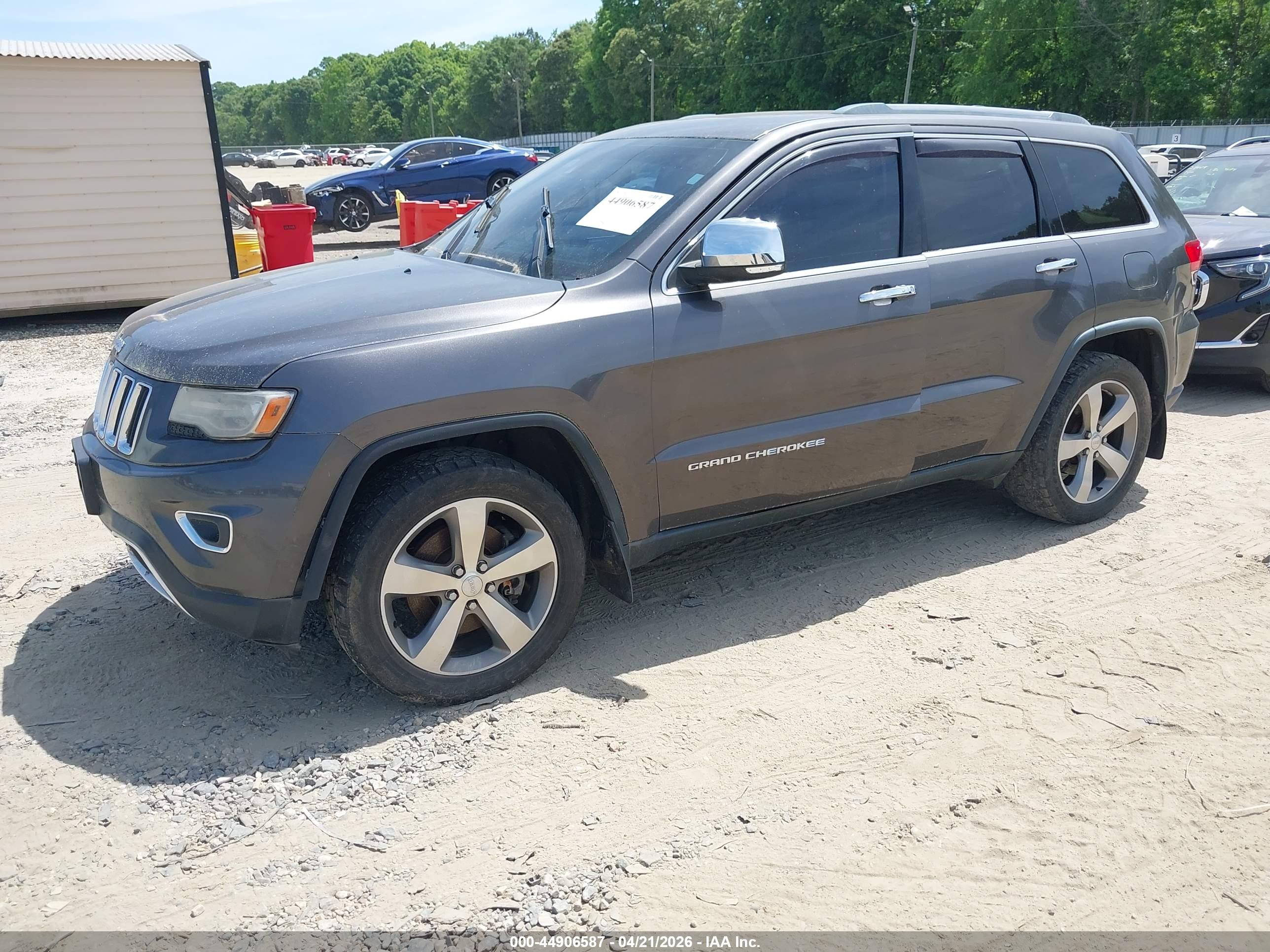 JEEP GRAND image 2