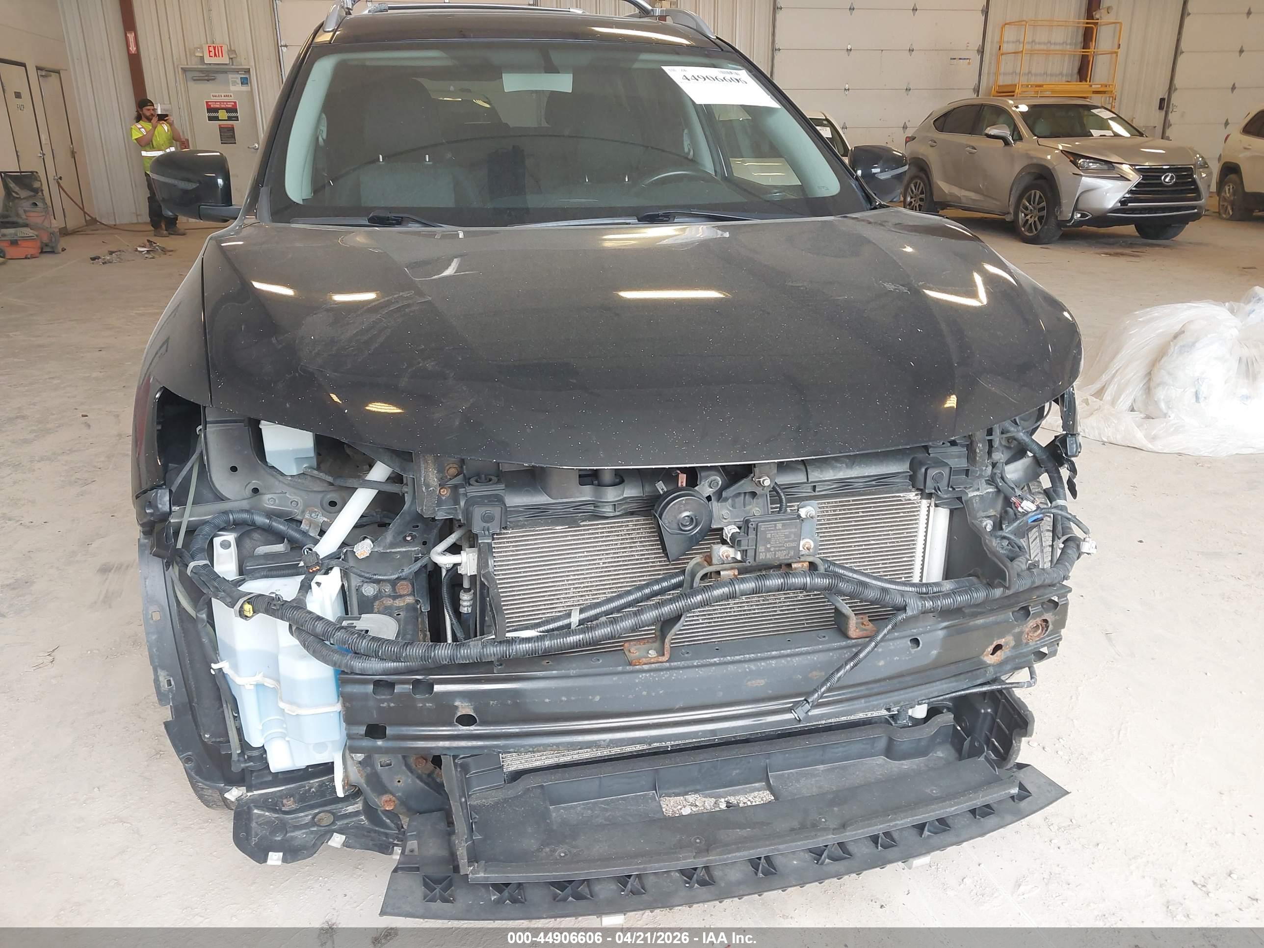 NISSAN ROGUE image 6