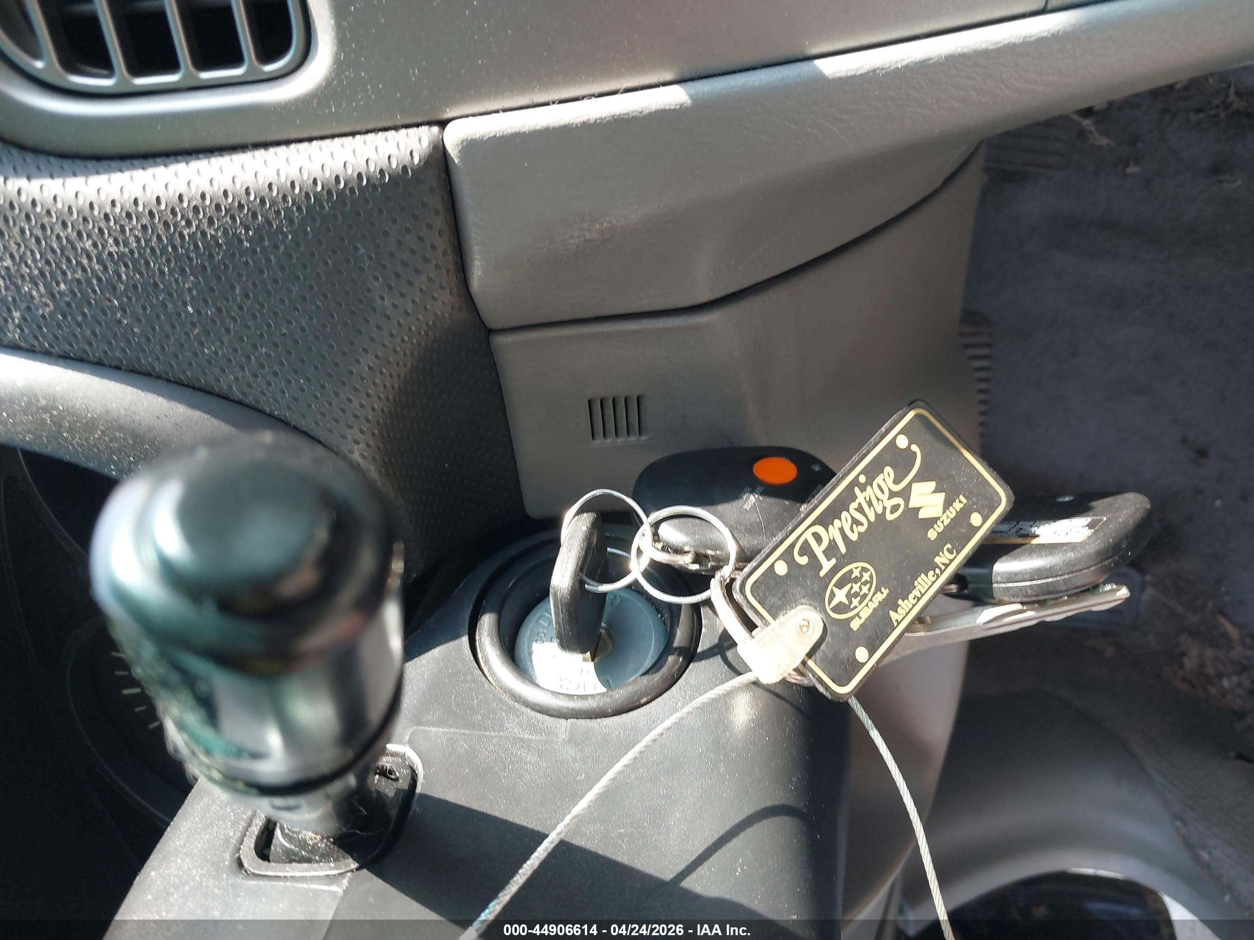 SUBARU FORESTER image 11