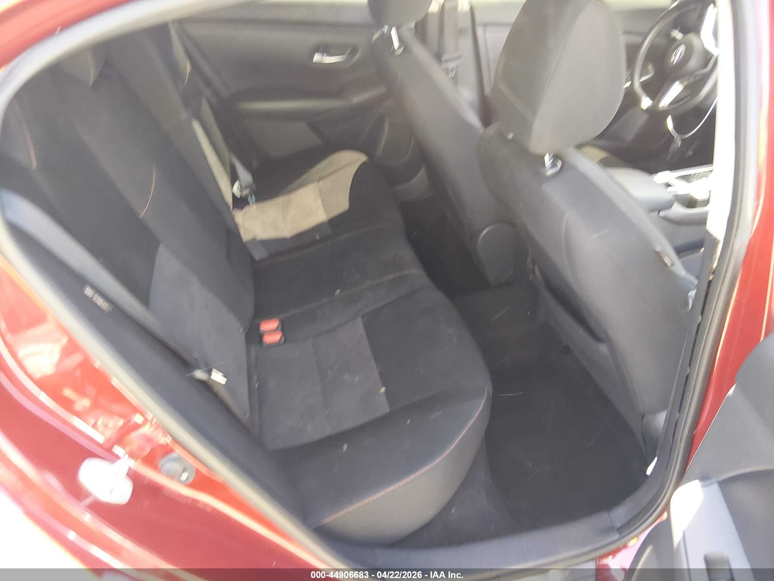 NISSAN SENTRA image 8