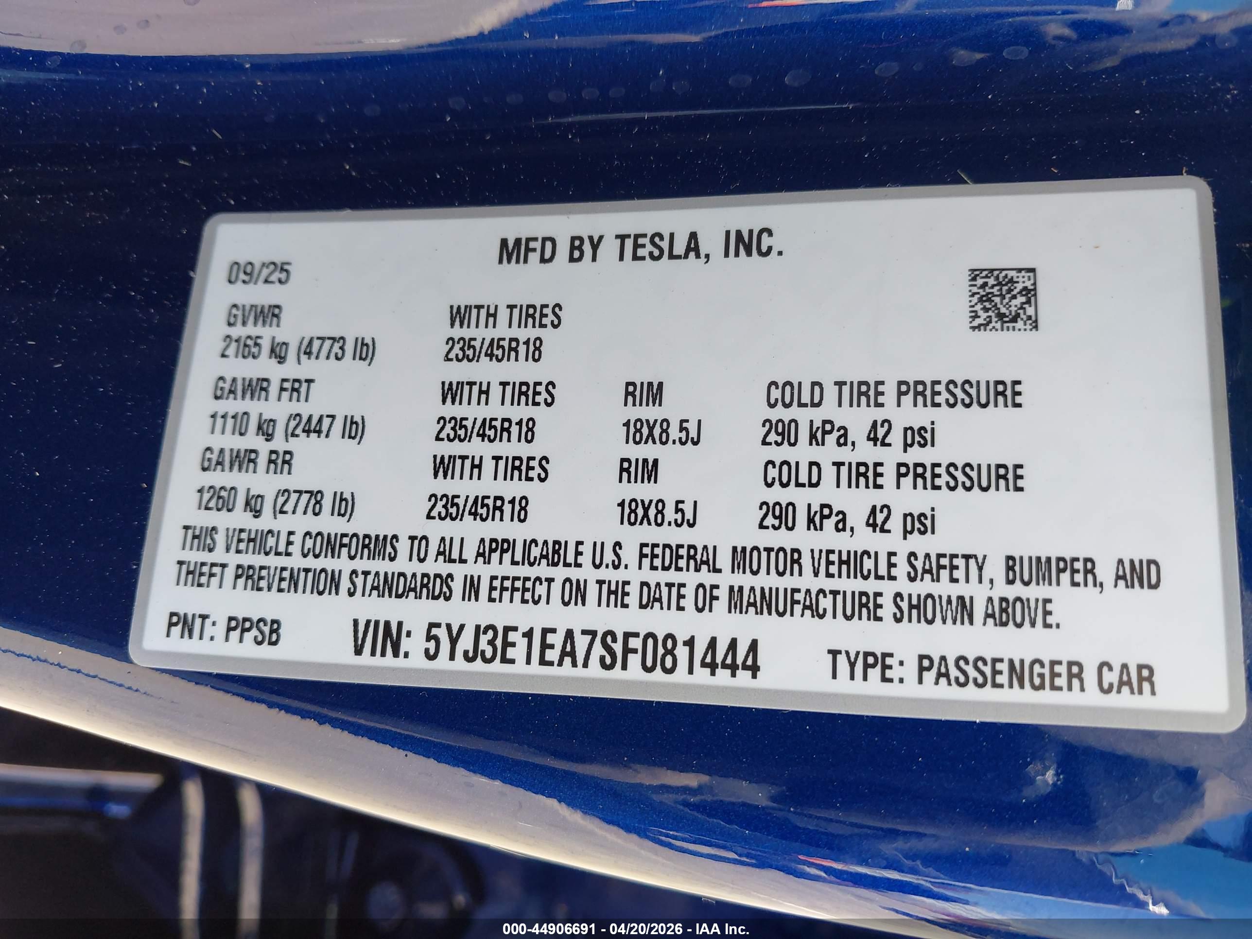 TESLA MODEL image 9