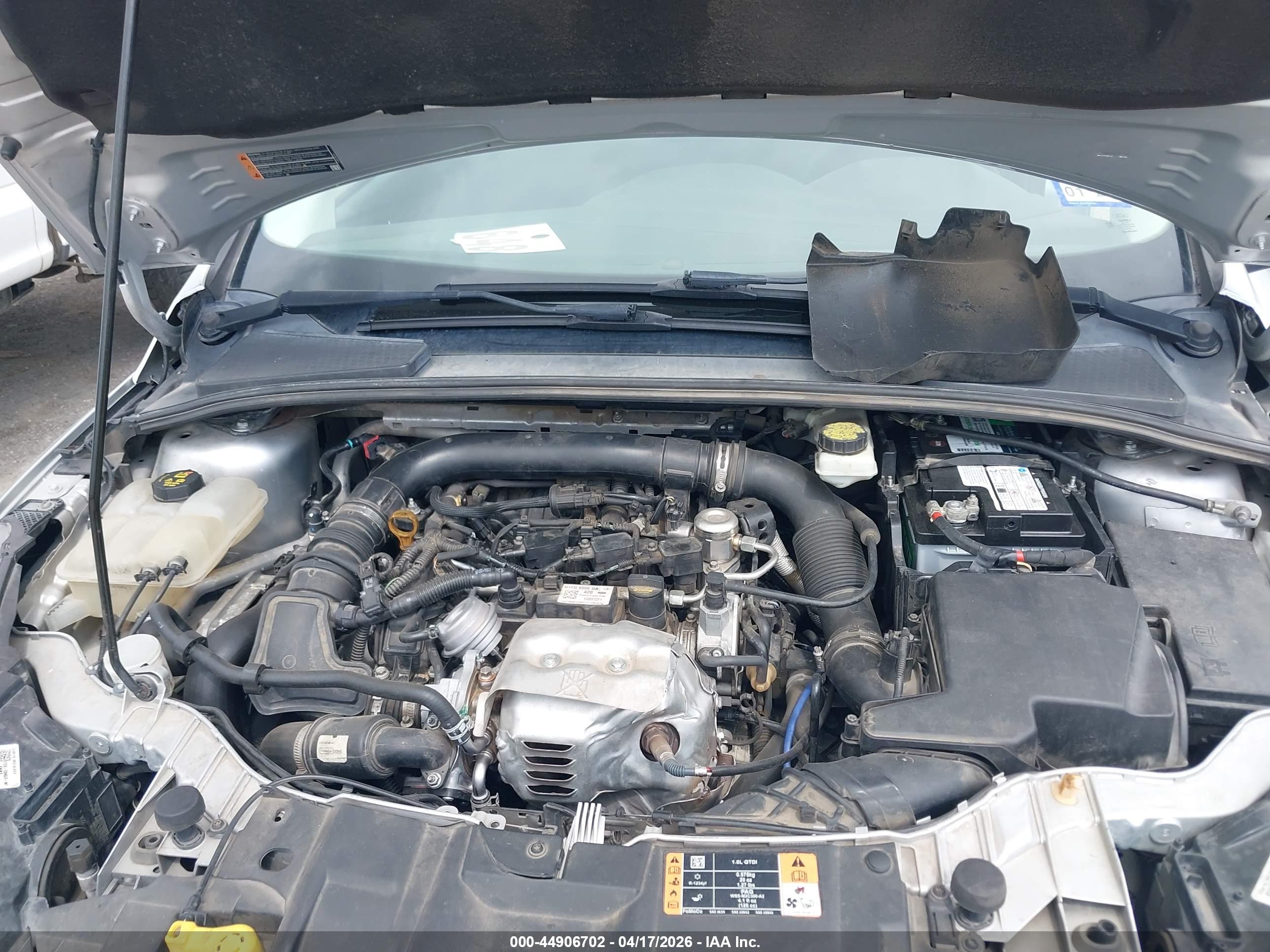 FORD FOCUS image 10