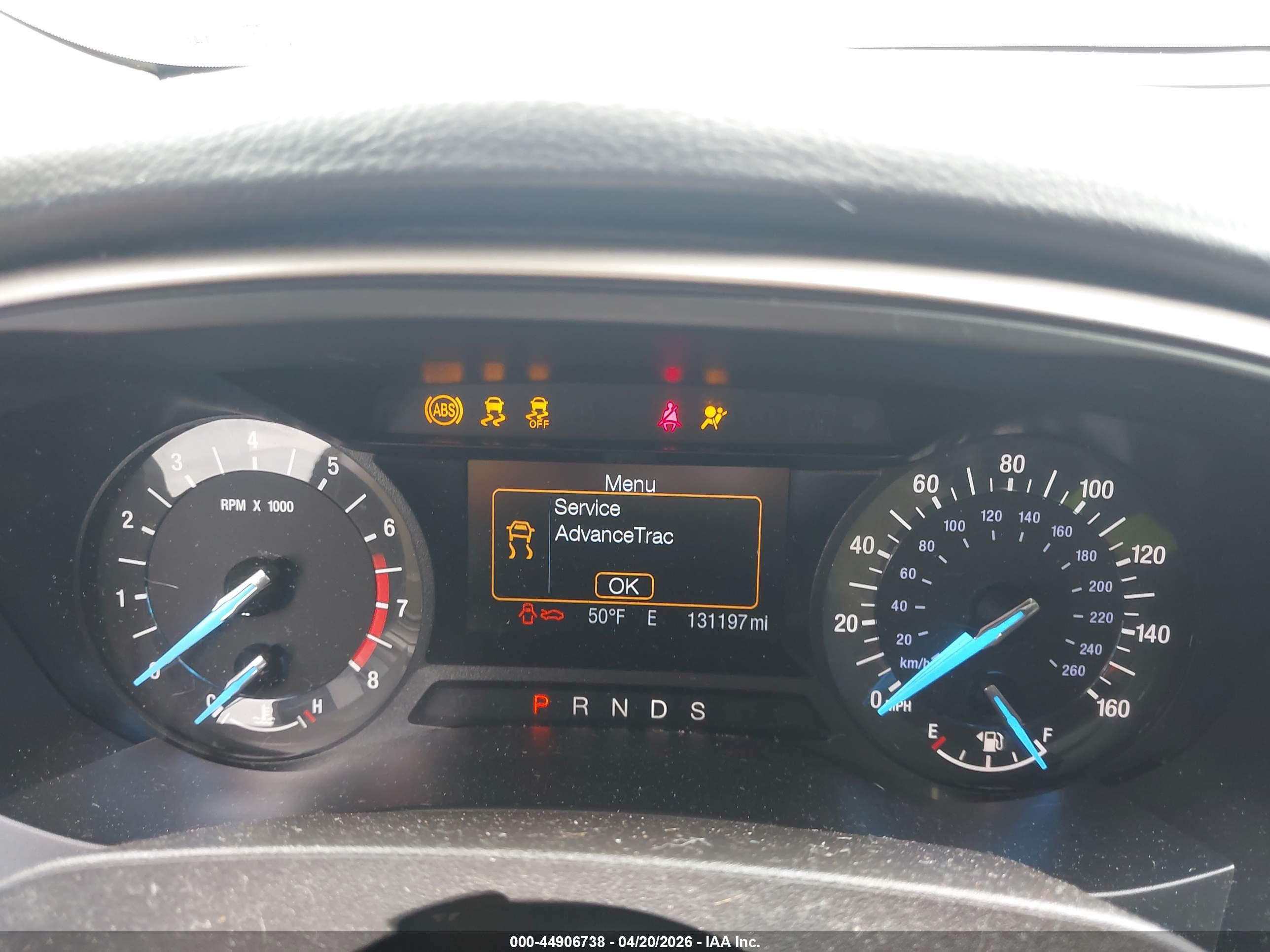 FORD FUSION image 7